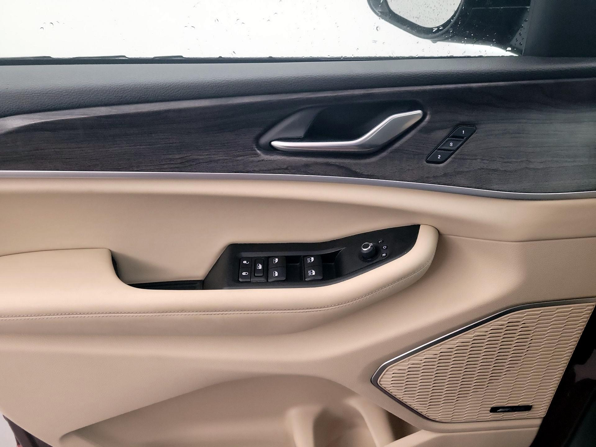 Thumbnail: 2021 Jeep Grand Cherokee L - 12