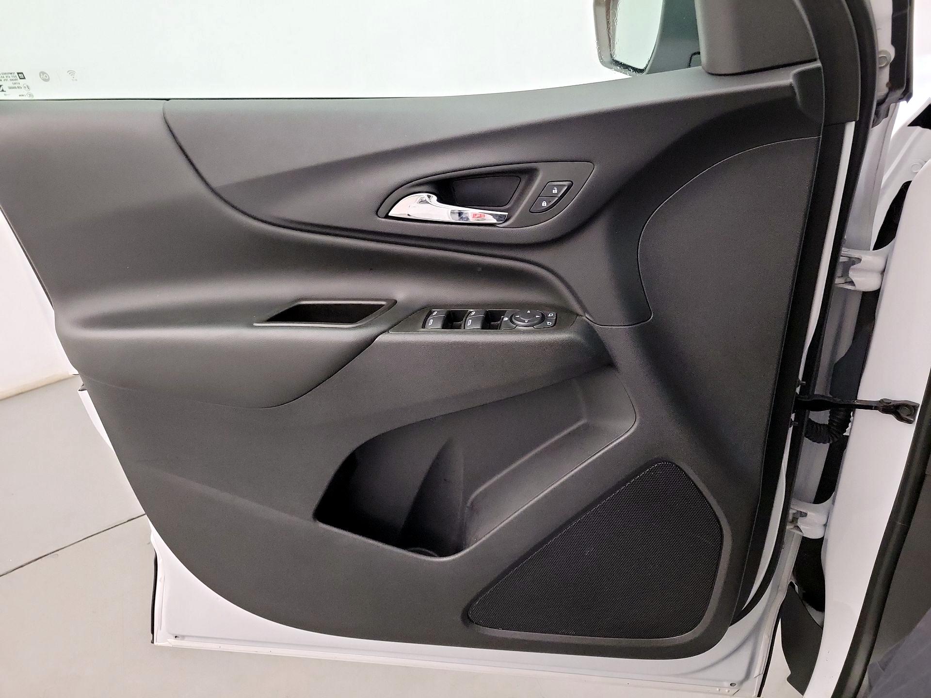 Thumbnail: 2023 Chevrolet Equinox - 12