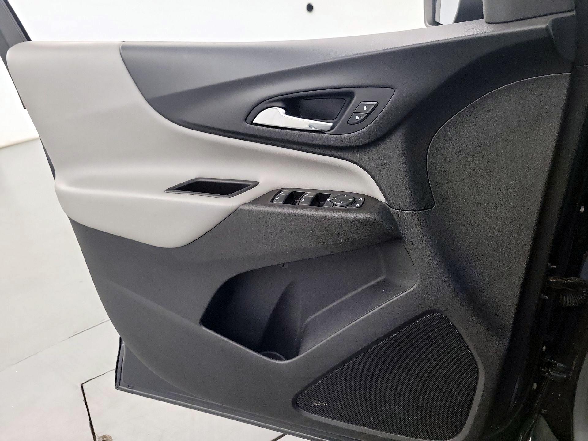 Thumbnail: 2021 Chevrolet Equinox - 12