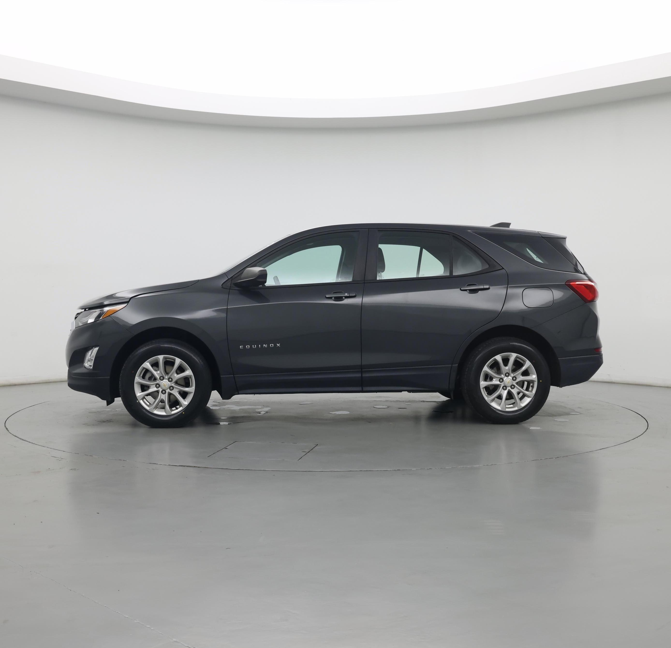 Thumbnail: 2021 Chevrolet Equinox - 3