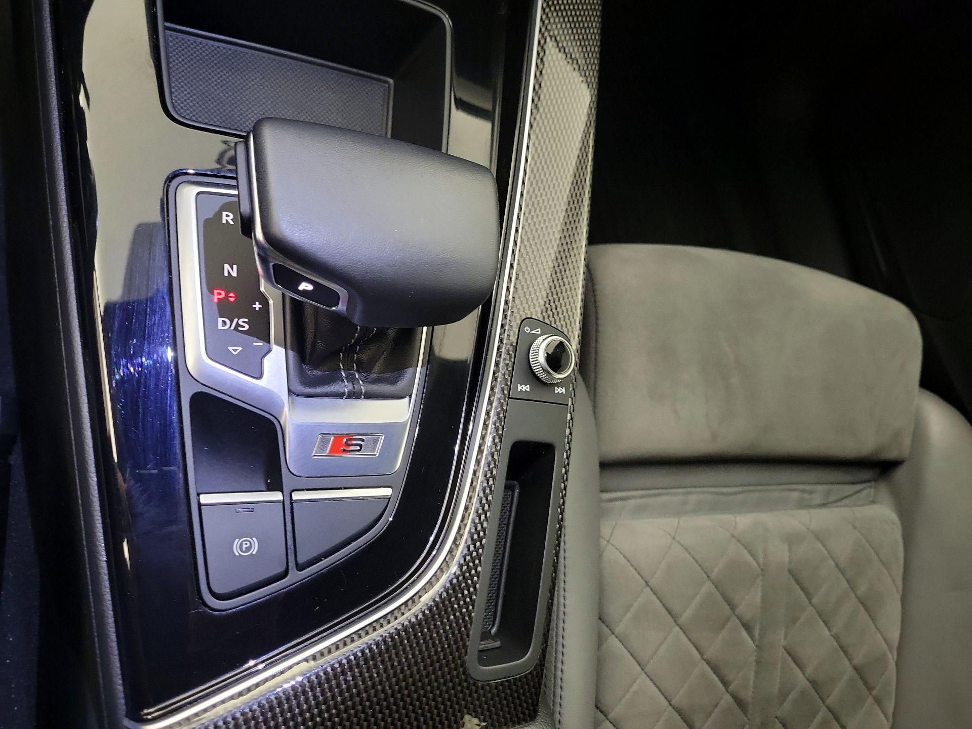 Thumbnail: 2023 Audi S4 - 15