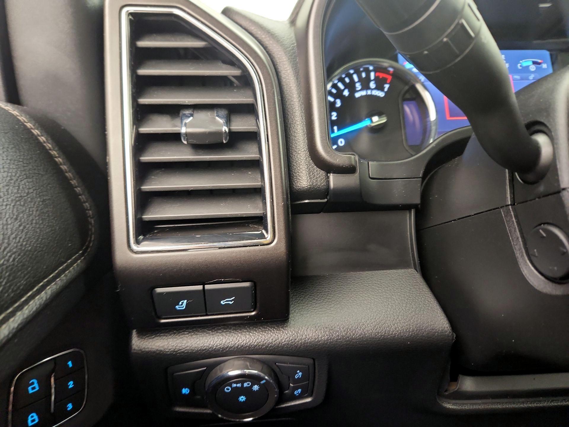 Thumbnail: 2021 Ford Expedition - 13