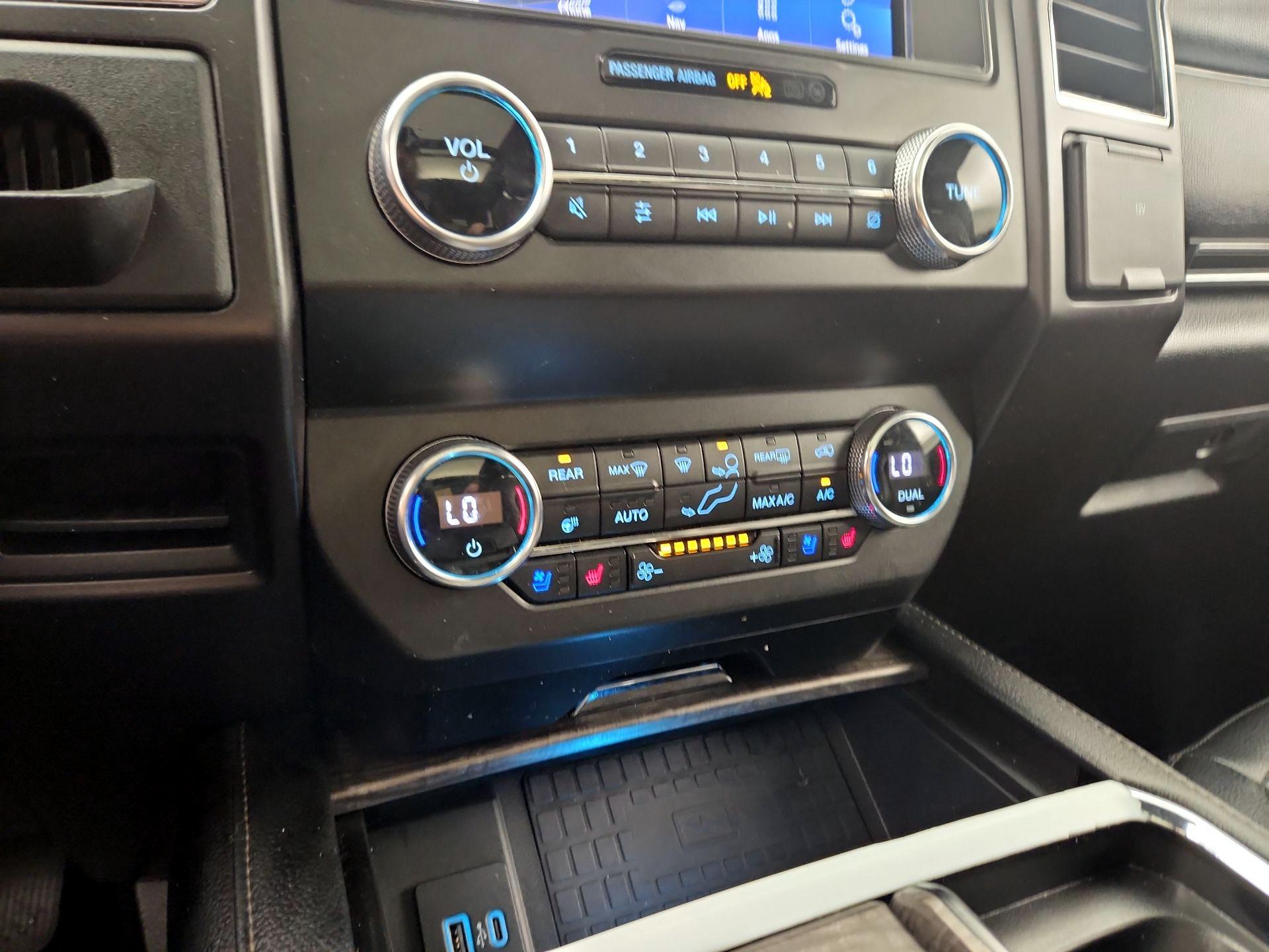 Thumbnail: 2021 Ford Expedition - 17