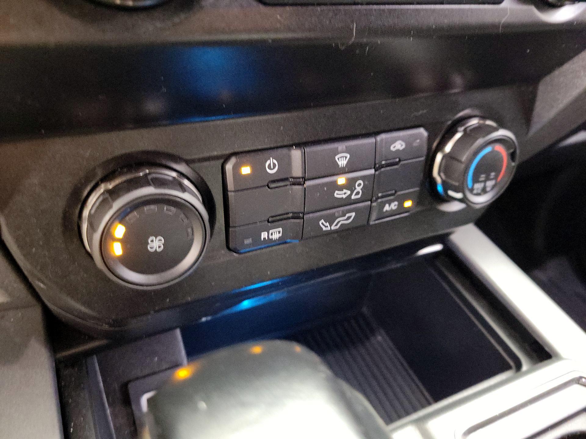 Thumbnail: 2019 Ford F-150 - 16