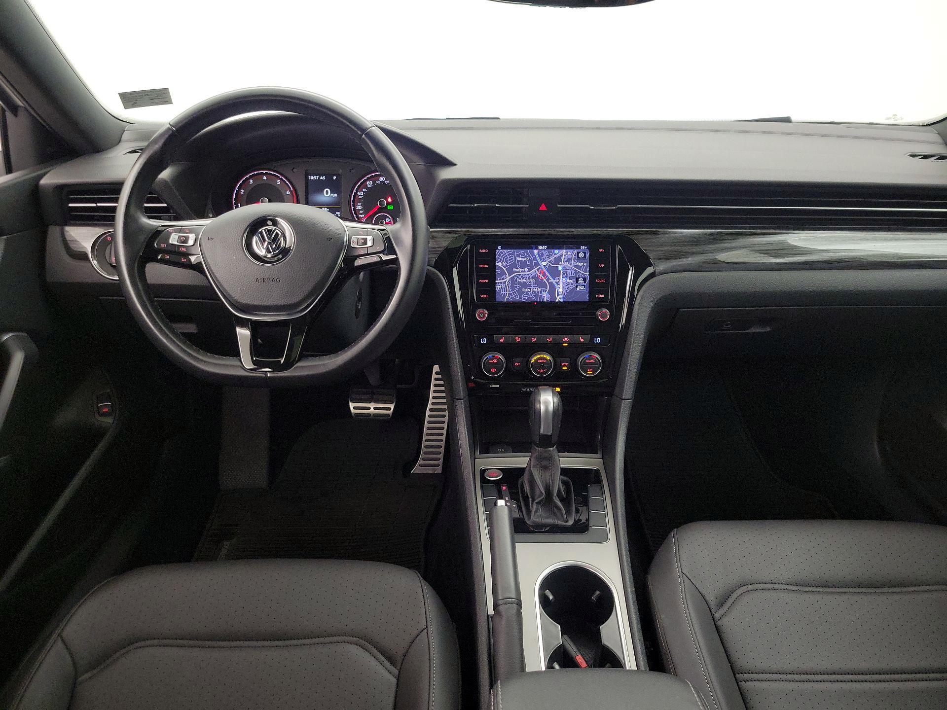 Thumbnail: 2022 Volkswagen Passat - 9