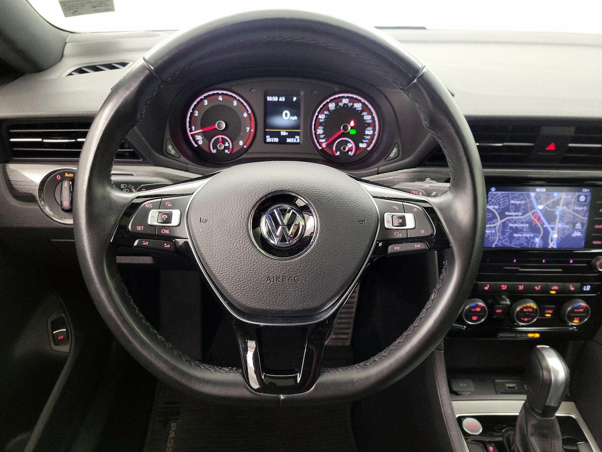 Thumbnail: 2022 Volkswagen Passat - 10