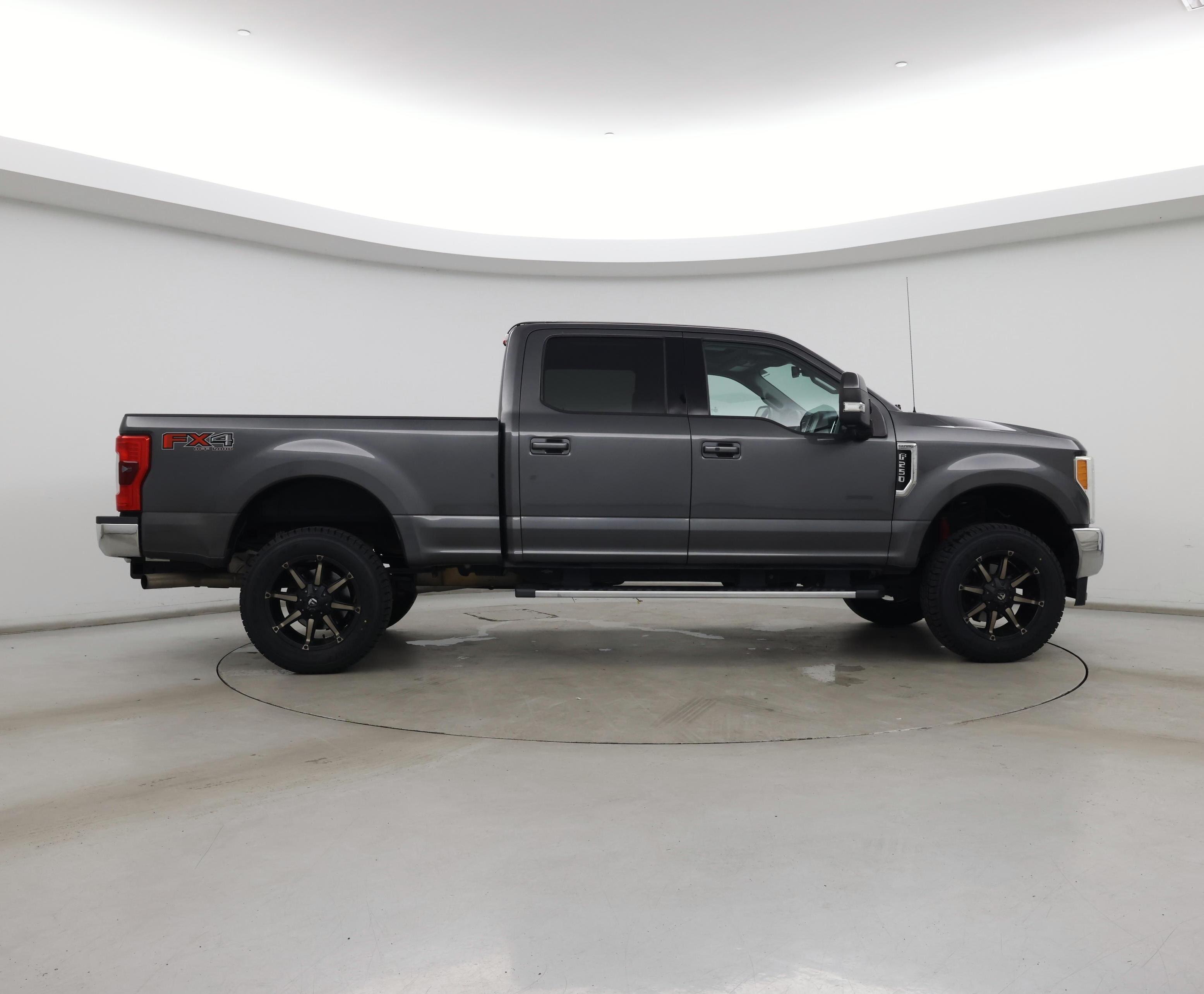 Thumbnail: 2017 Ford F-250 - 7