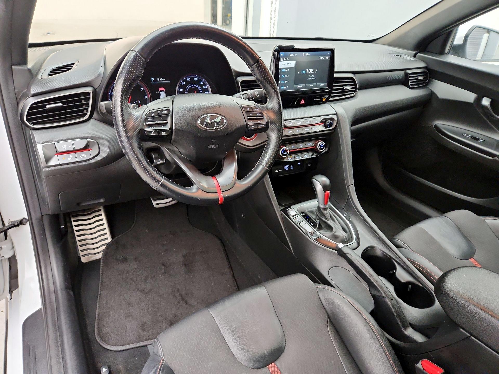 Thumbnail: 2020 Hyundai Veloster - 9