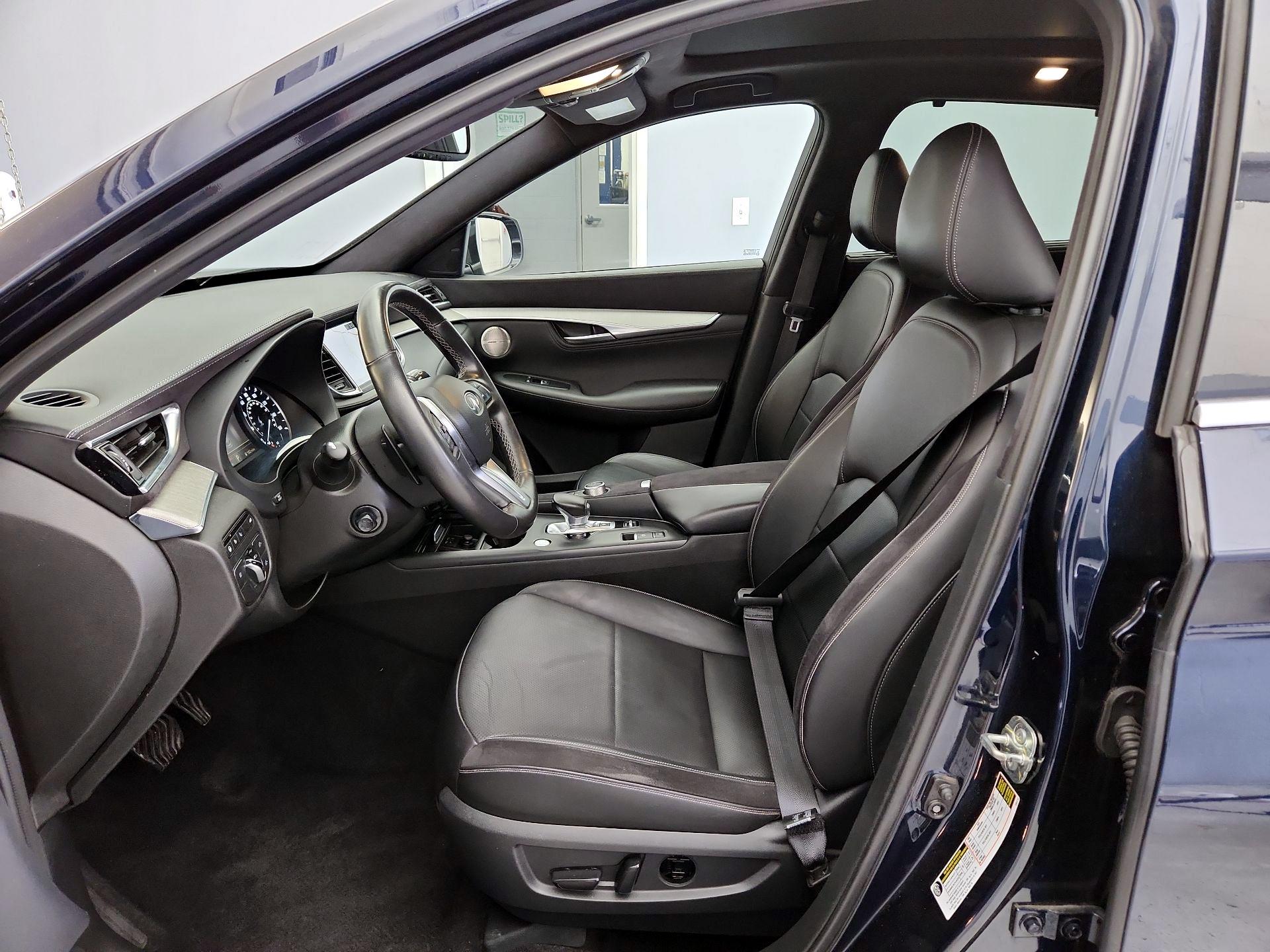 Thumbnail: 2021 INFINITI QX50 - 11
