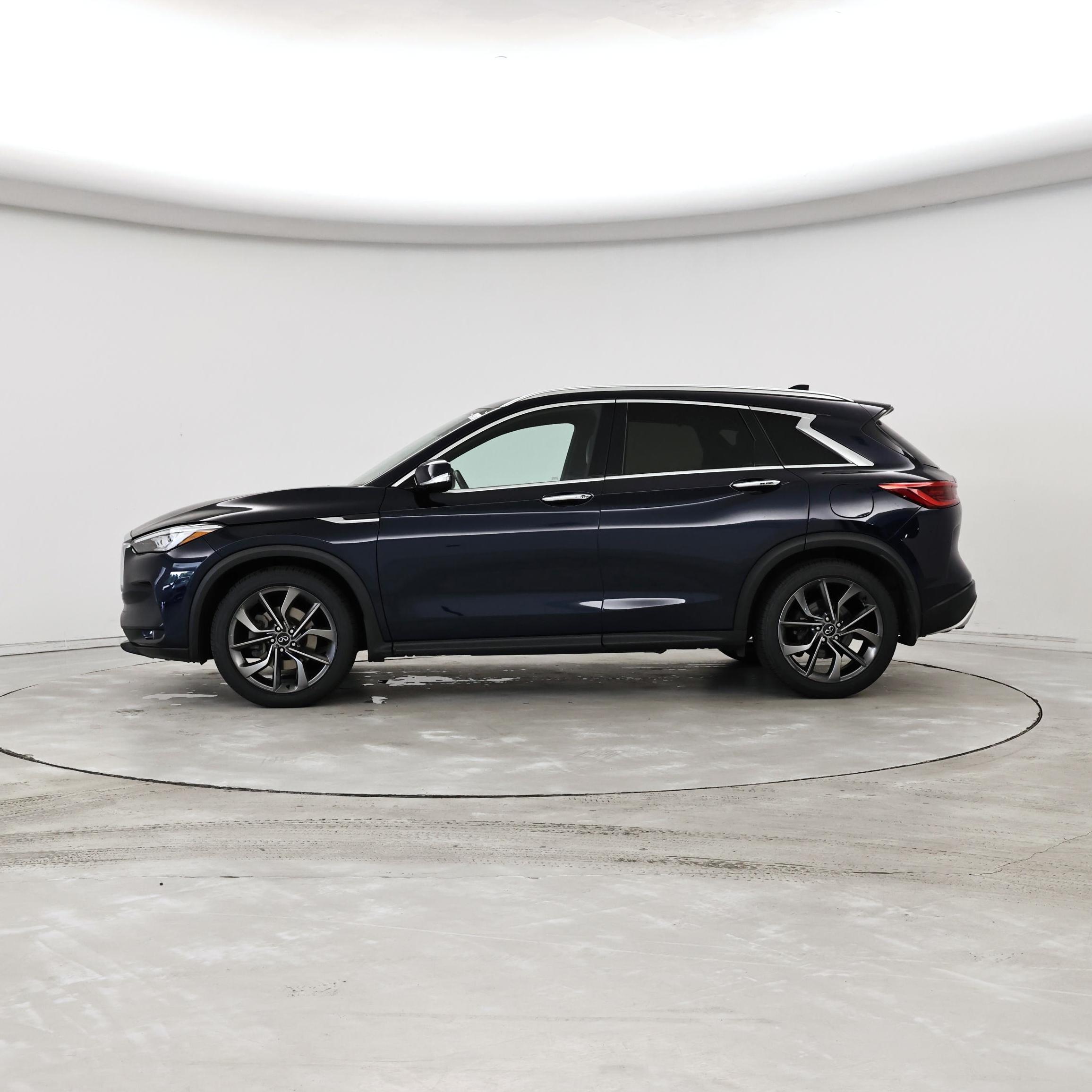 Thumbnail: 2021 INFINITI QX50 - 3