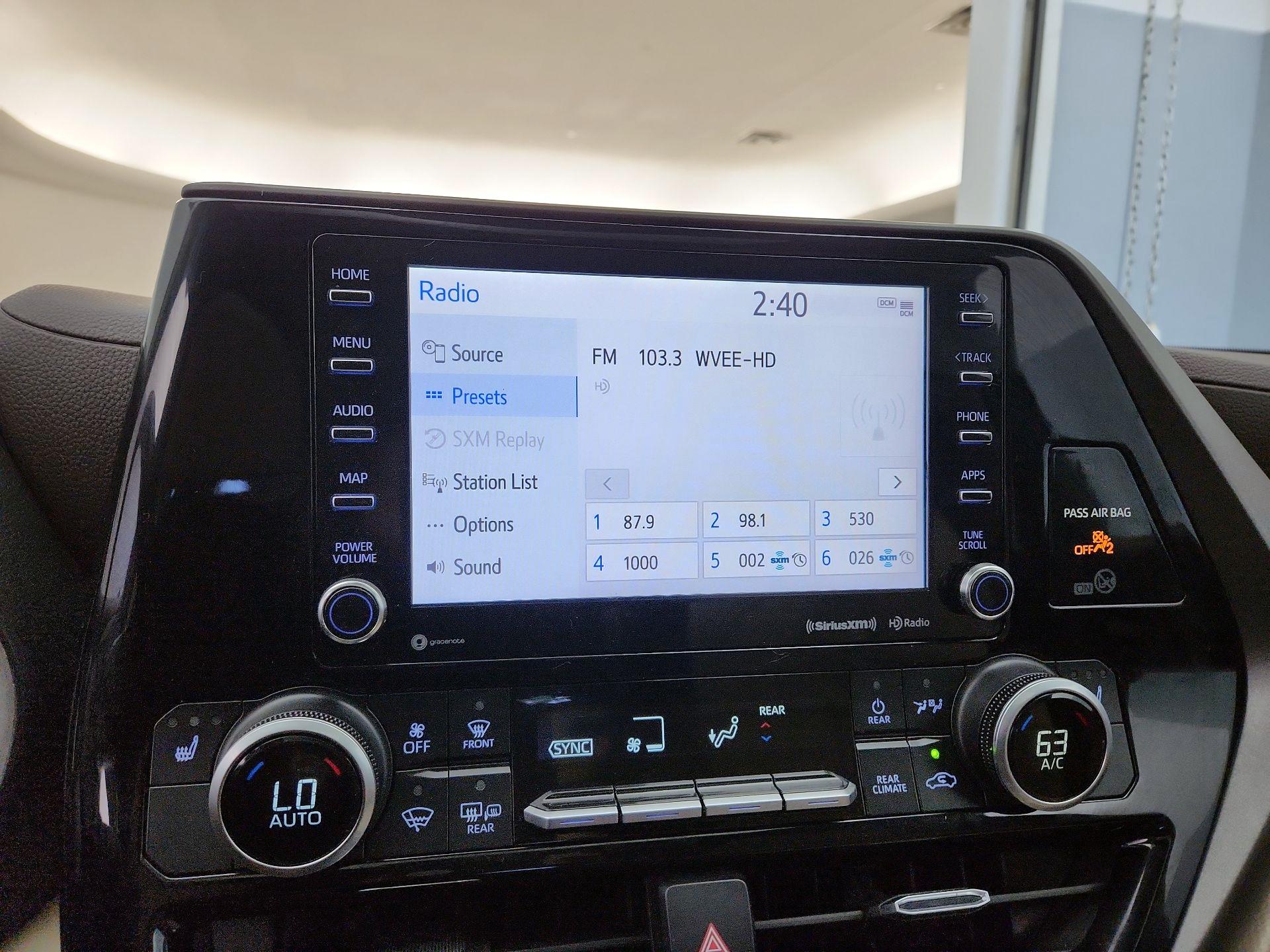 Thumbnail: 2020 Toyota Highlander - 15