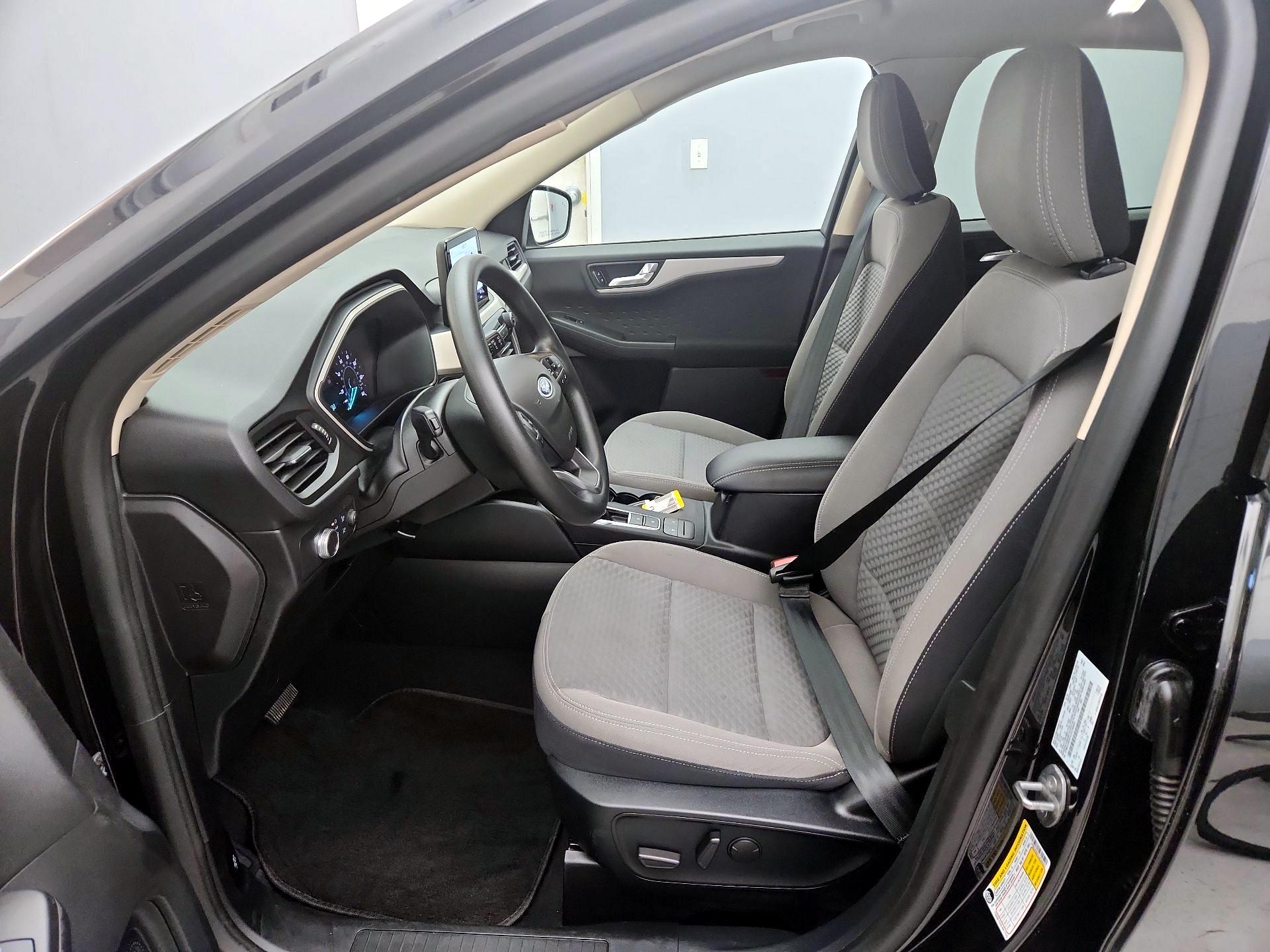Thumbnail: 2020 Ford Escape - 11