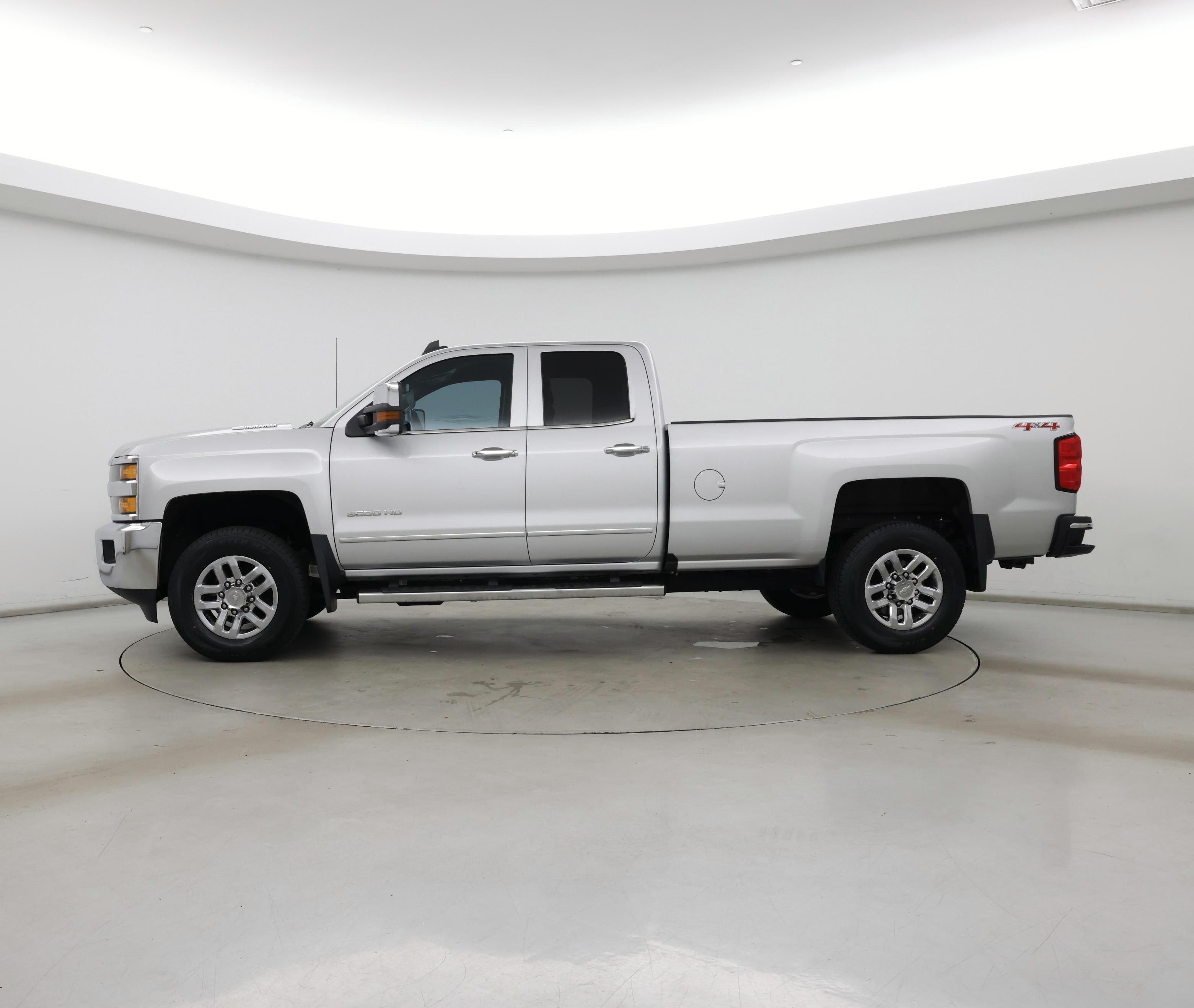Thumbnail: 2016 Chevrolet Silverado 3500 - 3