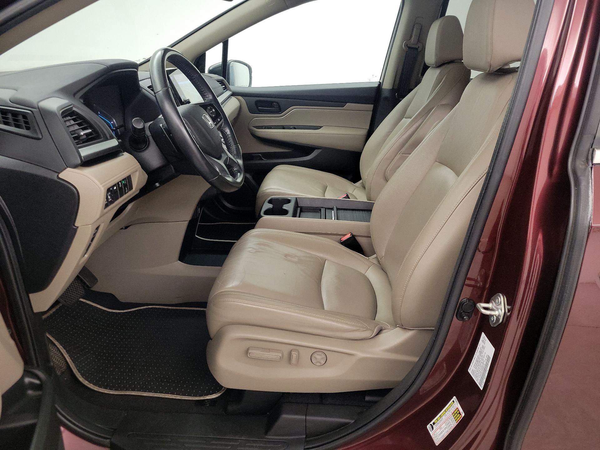 Thumbnail: 2019 Honda Odyssey - 11