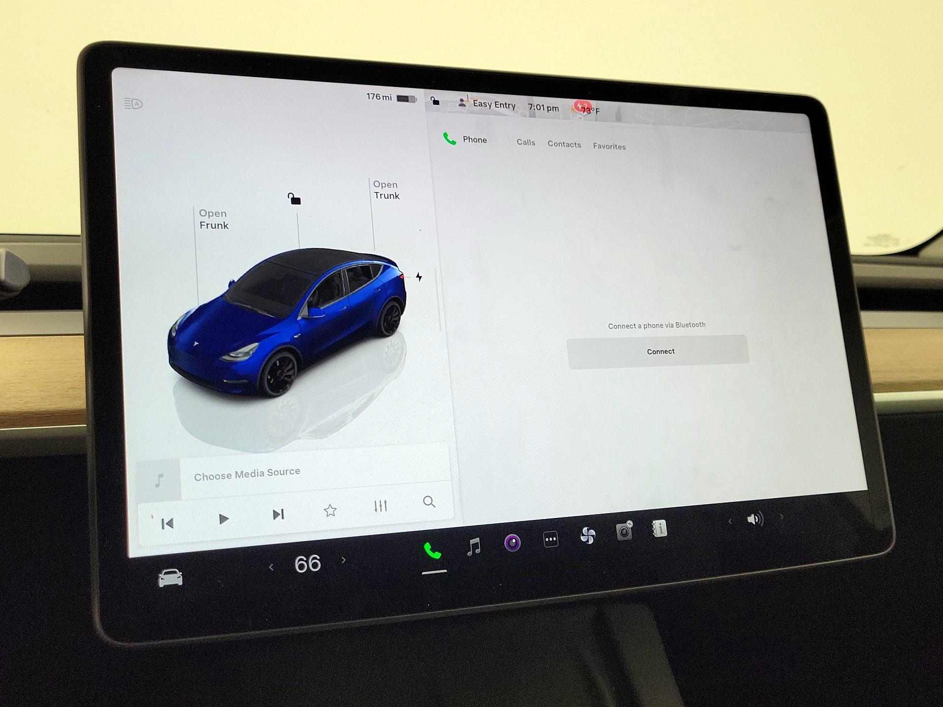 Thumbnail: 2025 Tesla Model Y - 16