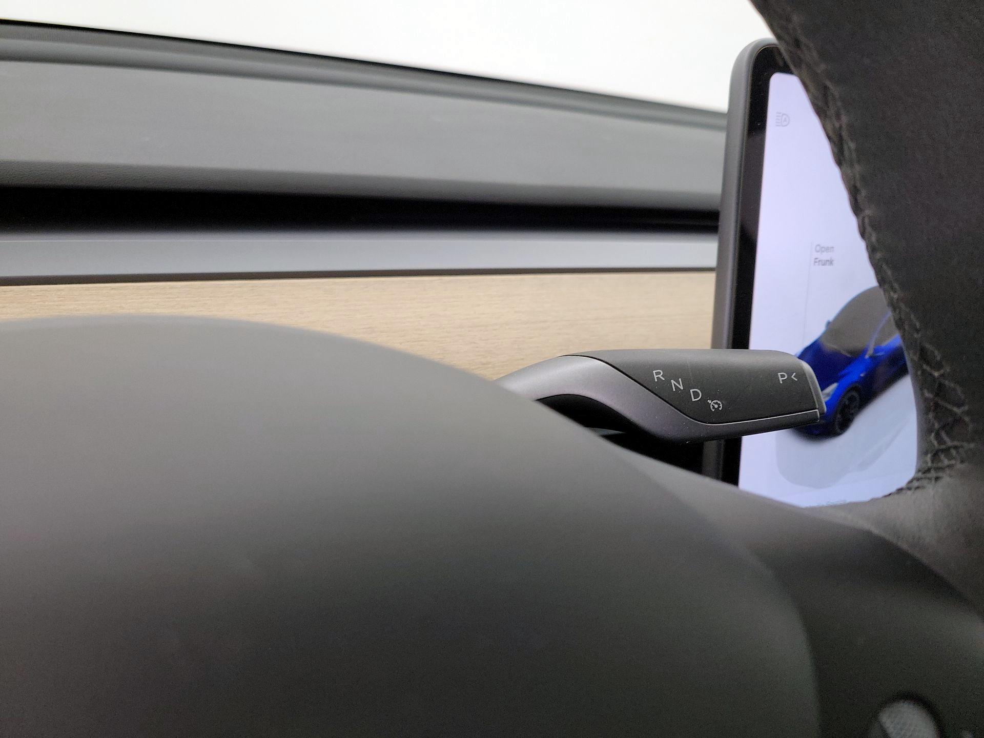Thumbnail: 2025 Tesla Model Y - 17