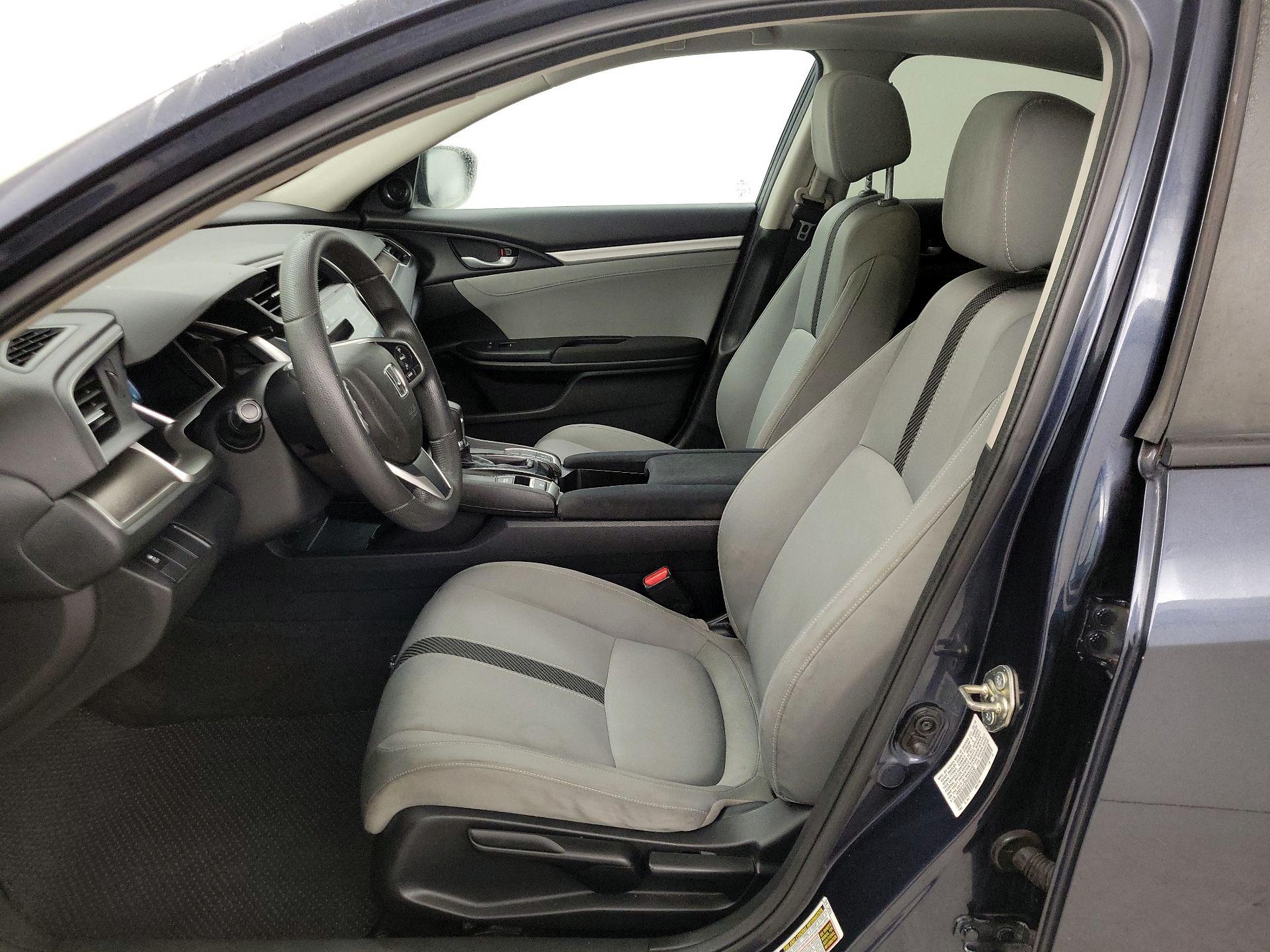 Thumbnail: 2016 Honda Civic - 11