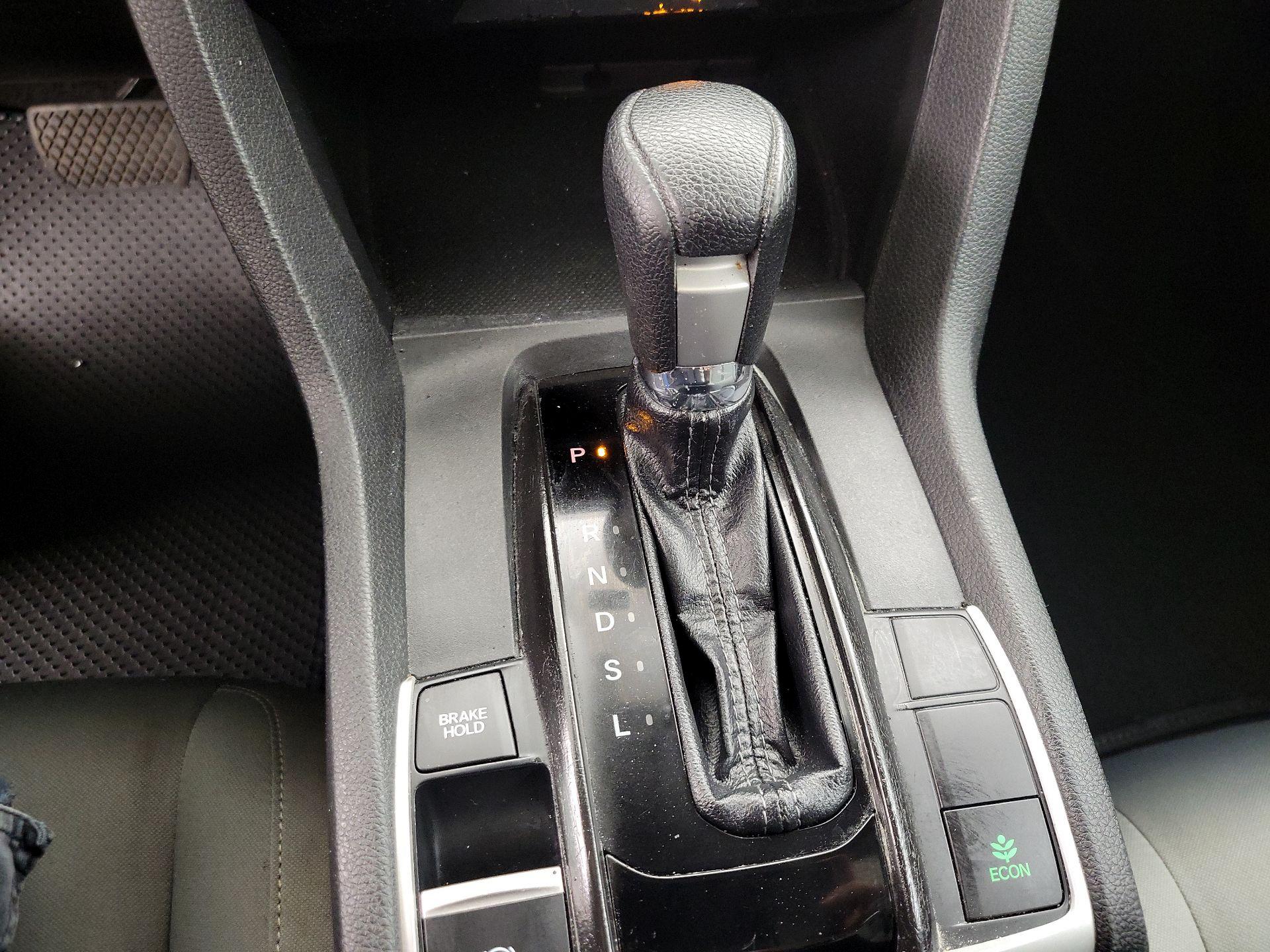 Thumbnail: 2016 Honda Civic - 17