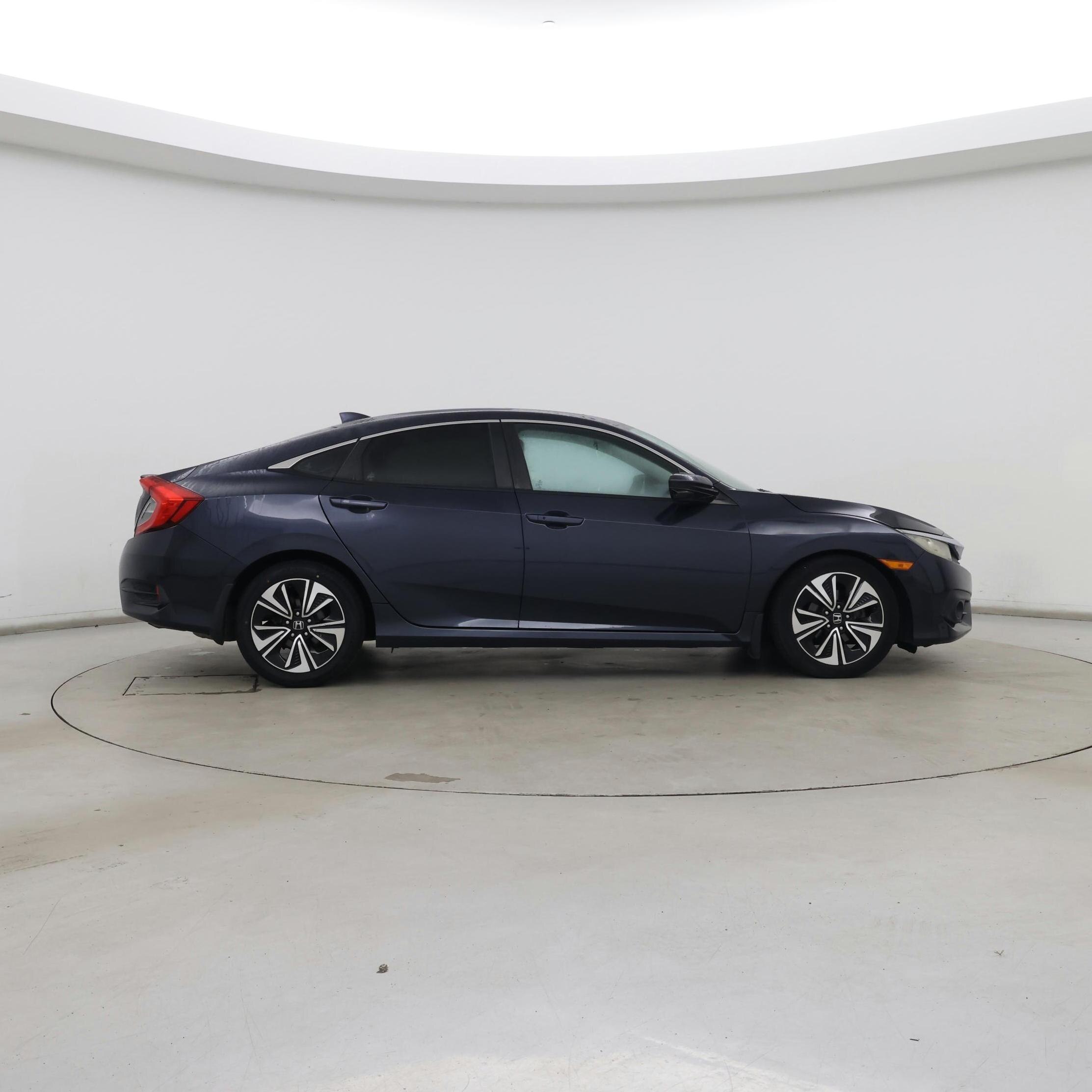 Thumbnail: 2016 Honda Civic - 7