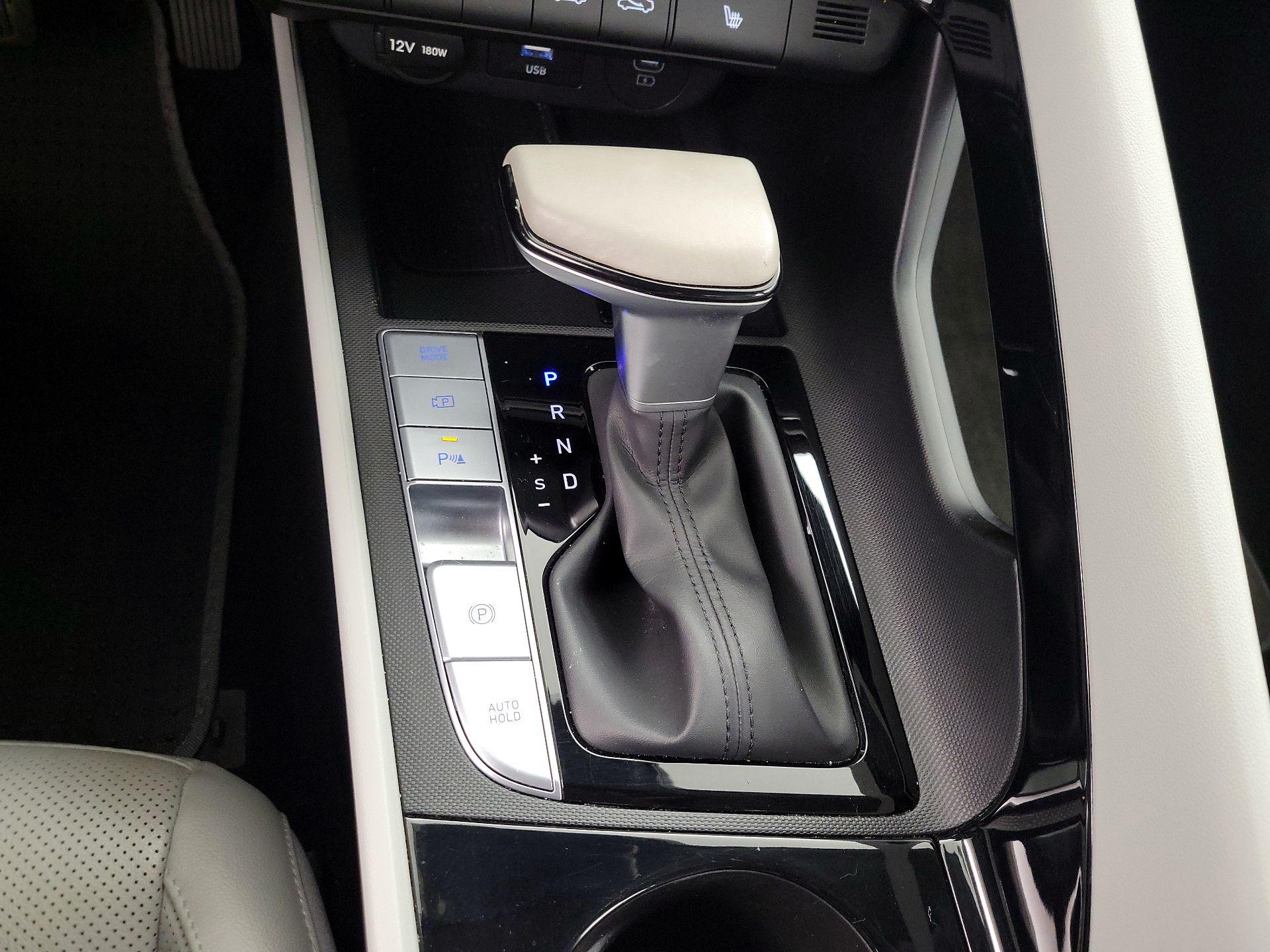 Thumbnail: 2024 Hyundai Elantra - 18