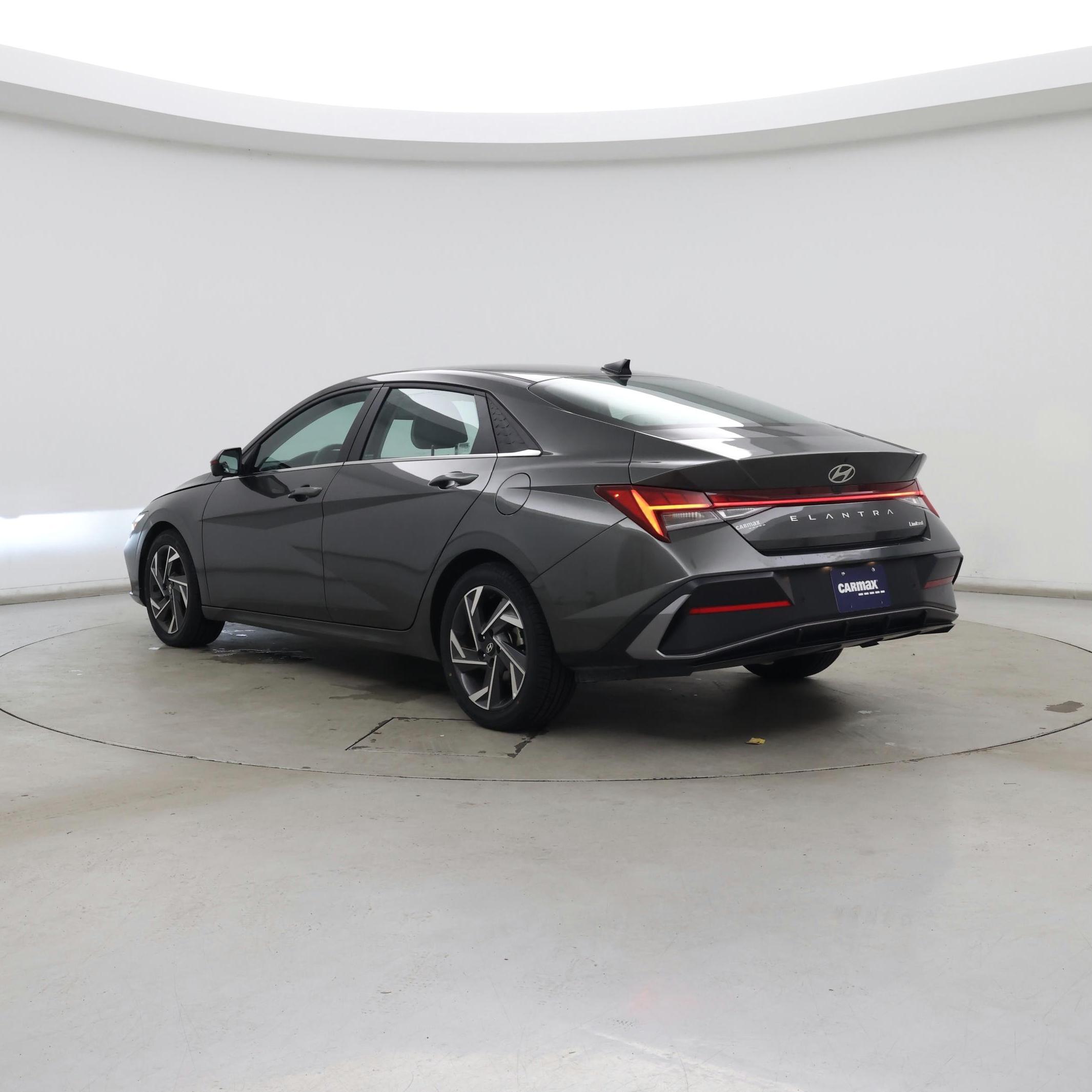 Thumbnail: 2024 Hyundai Elantra - 2