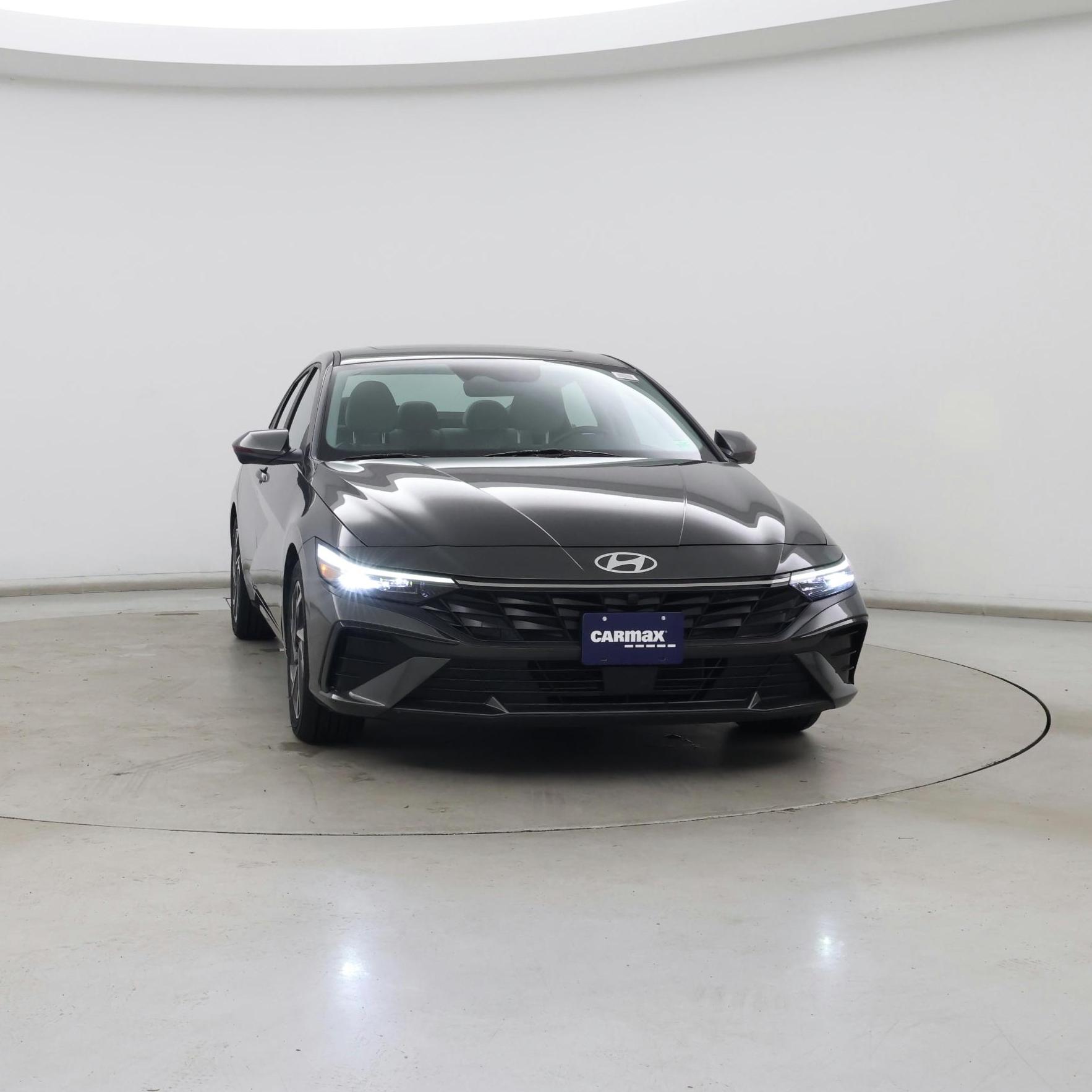 Thumbnail: 2024 Hyundai Elantra - 5