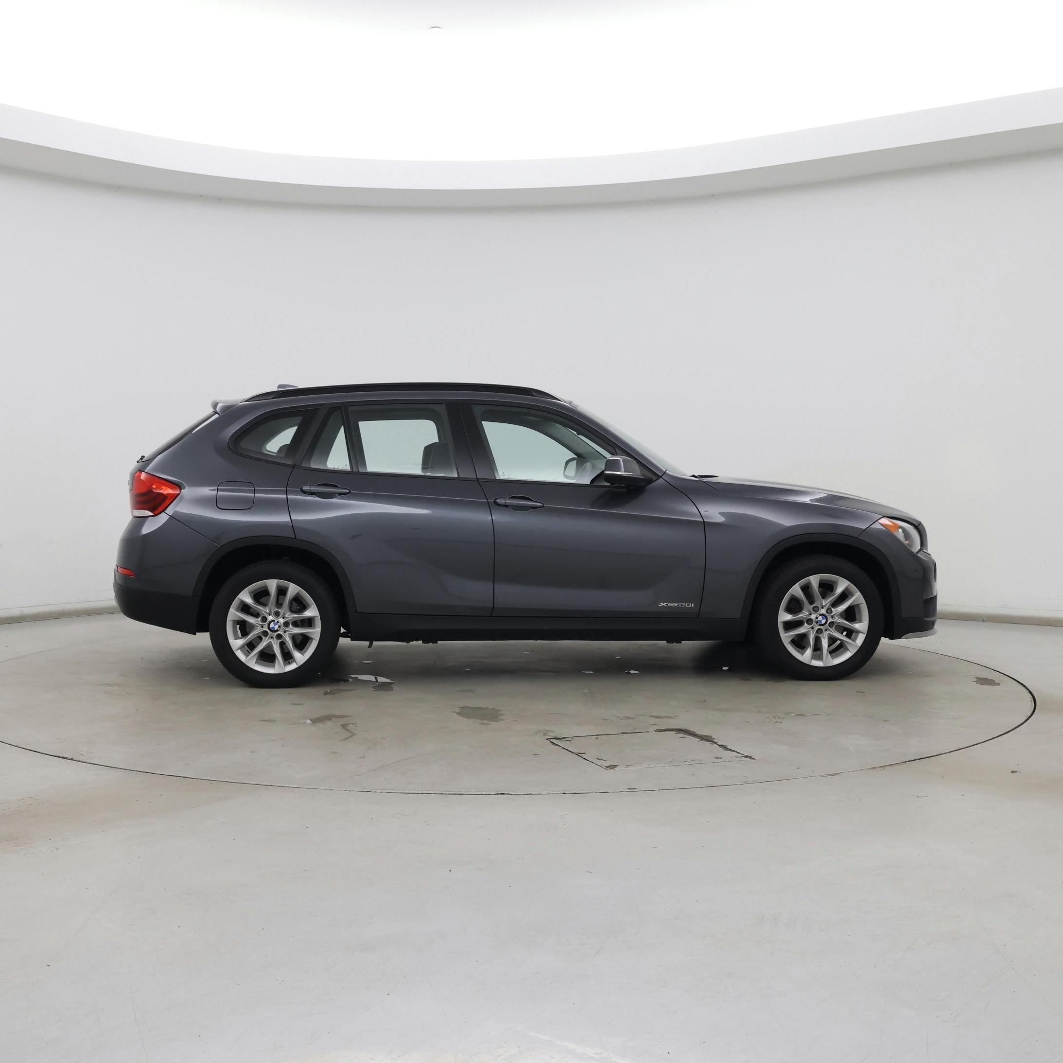 Thumbnail: 2015 BMW X1 - 7