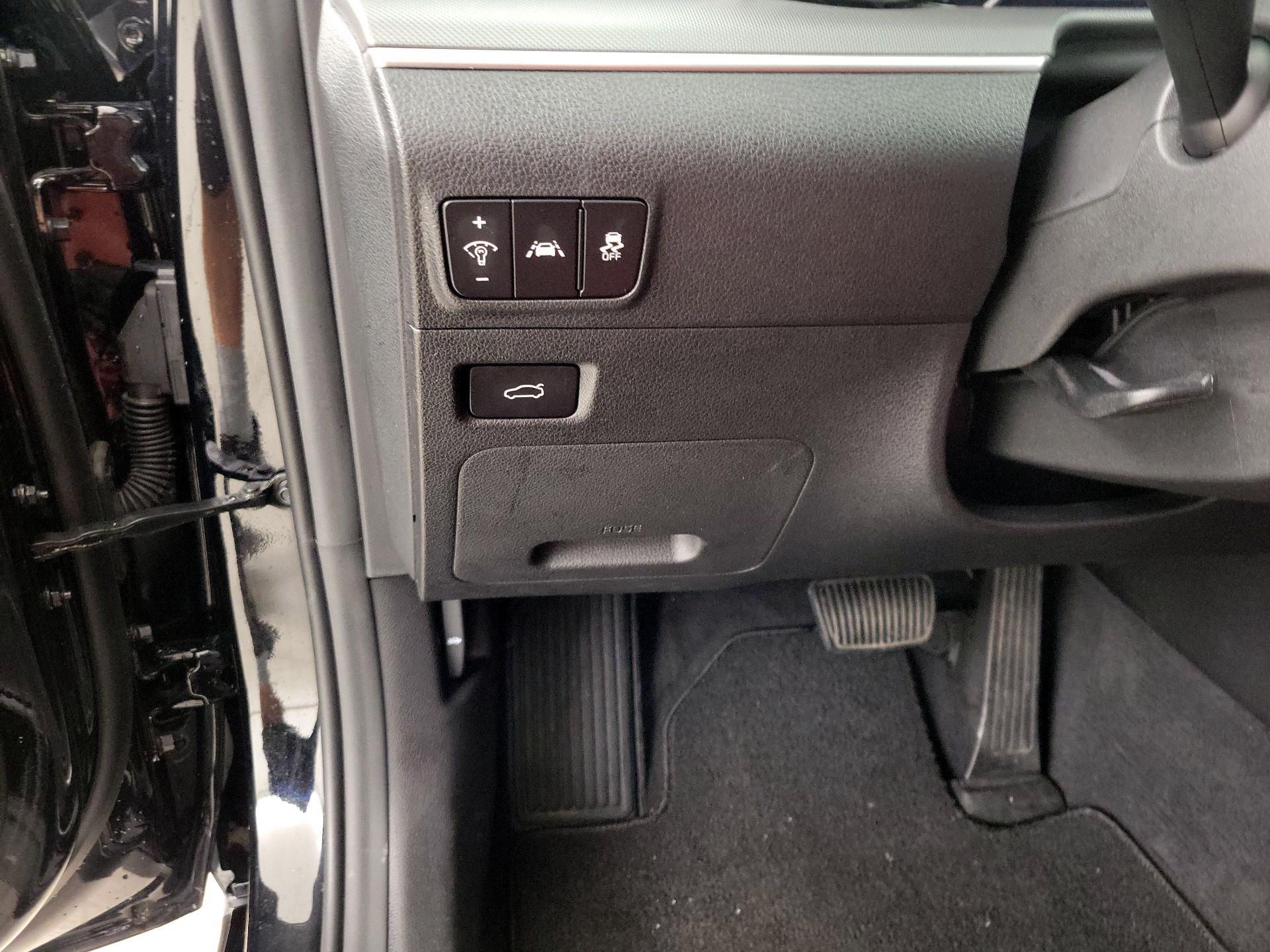 Thumbnail: 2023 Kia K5 - 13