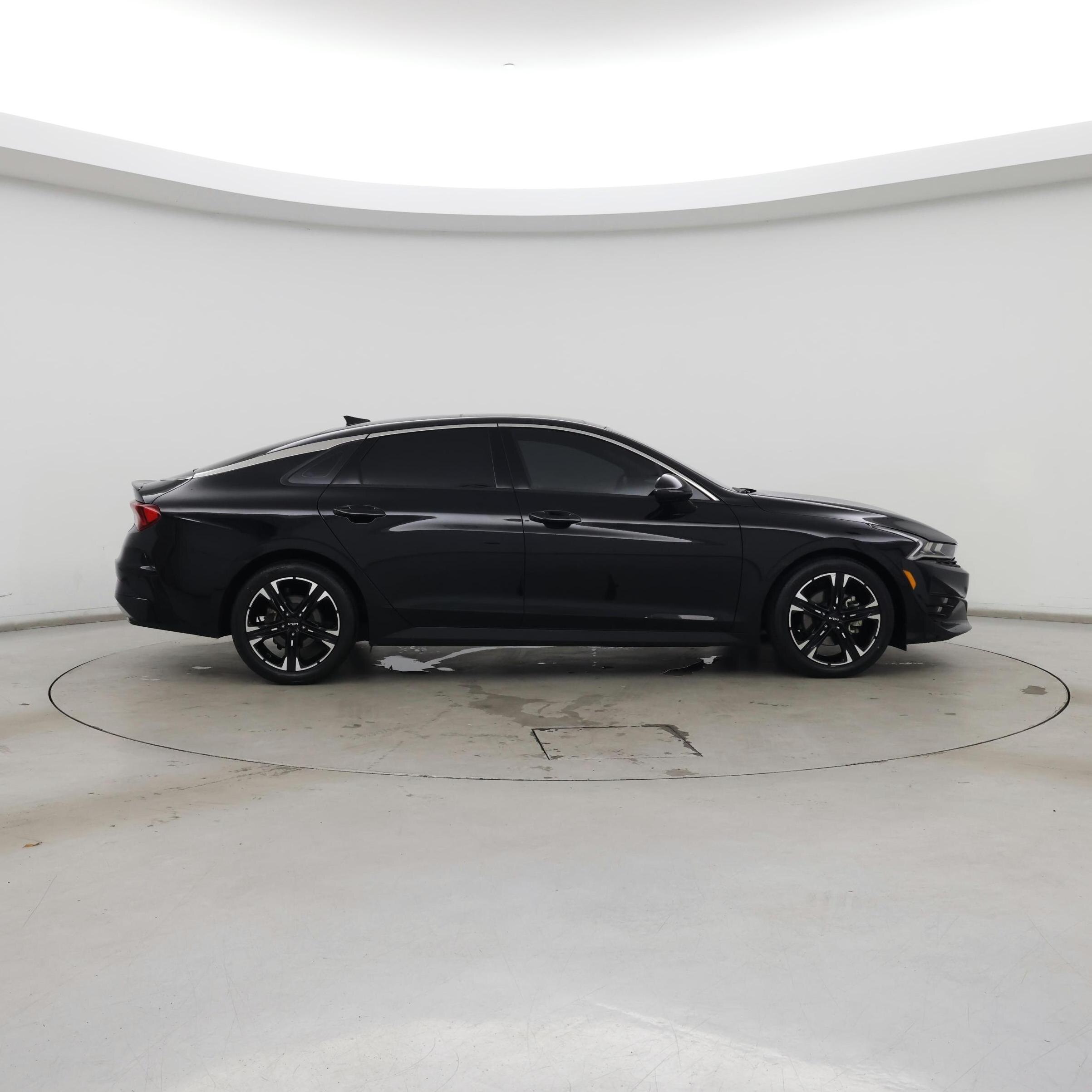 Thumbnail: 2023 Kia K5 - 7