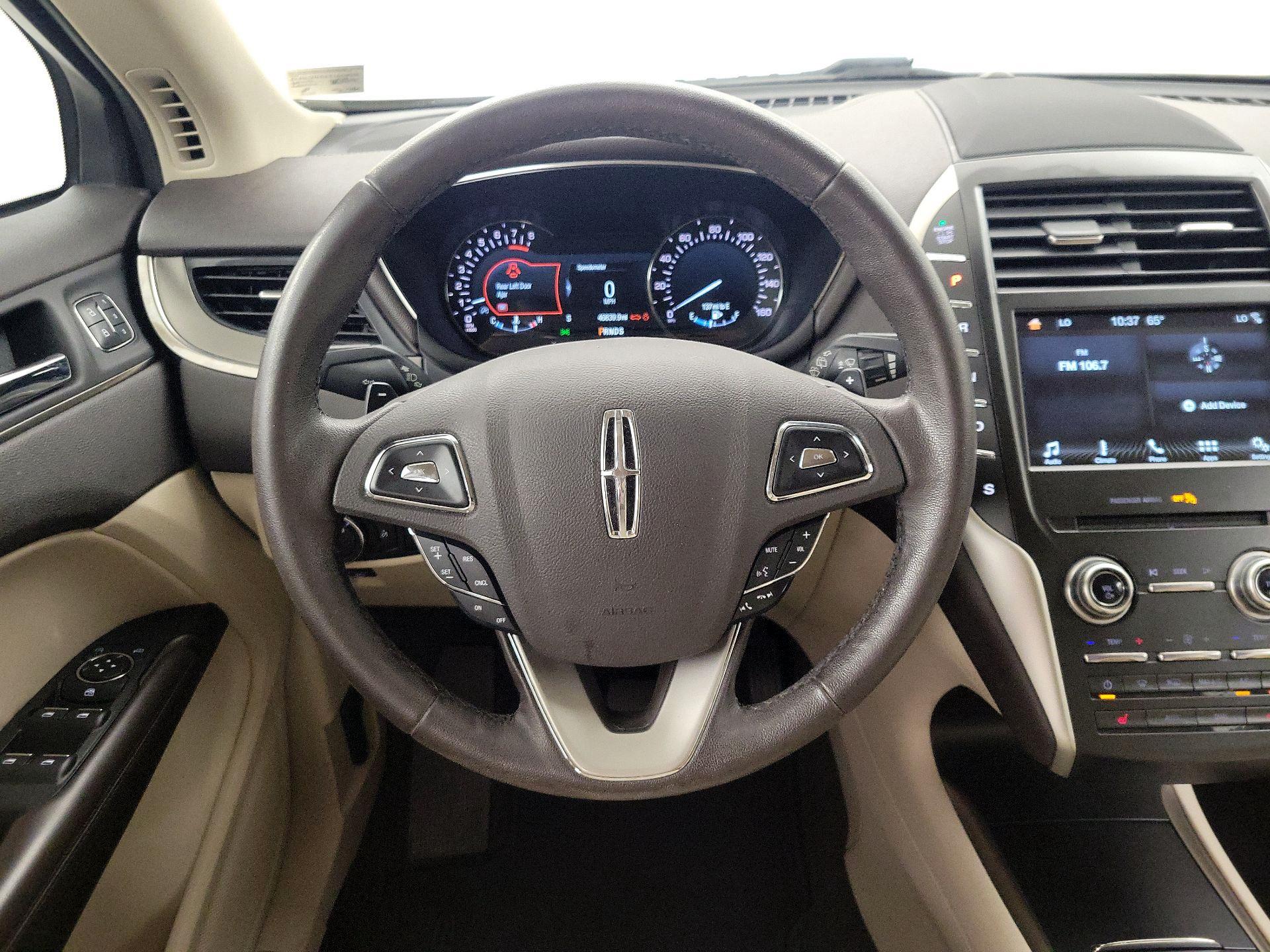 Thumbnail: 2018 Lincoln MKC - 10