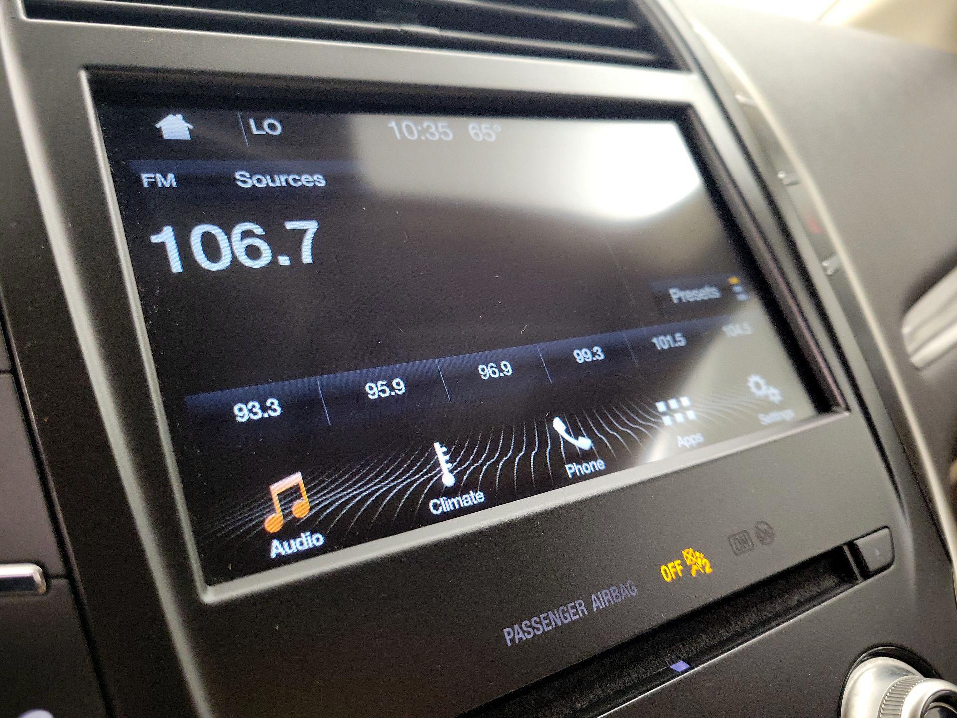 Thumbnail: 2018 Lincoln MKC - 15