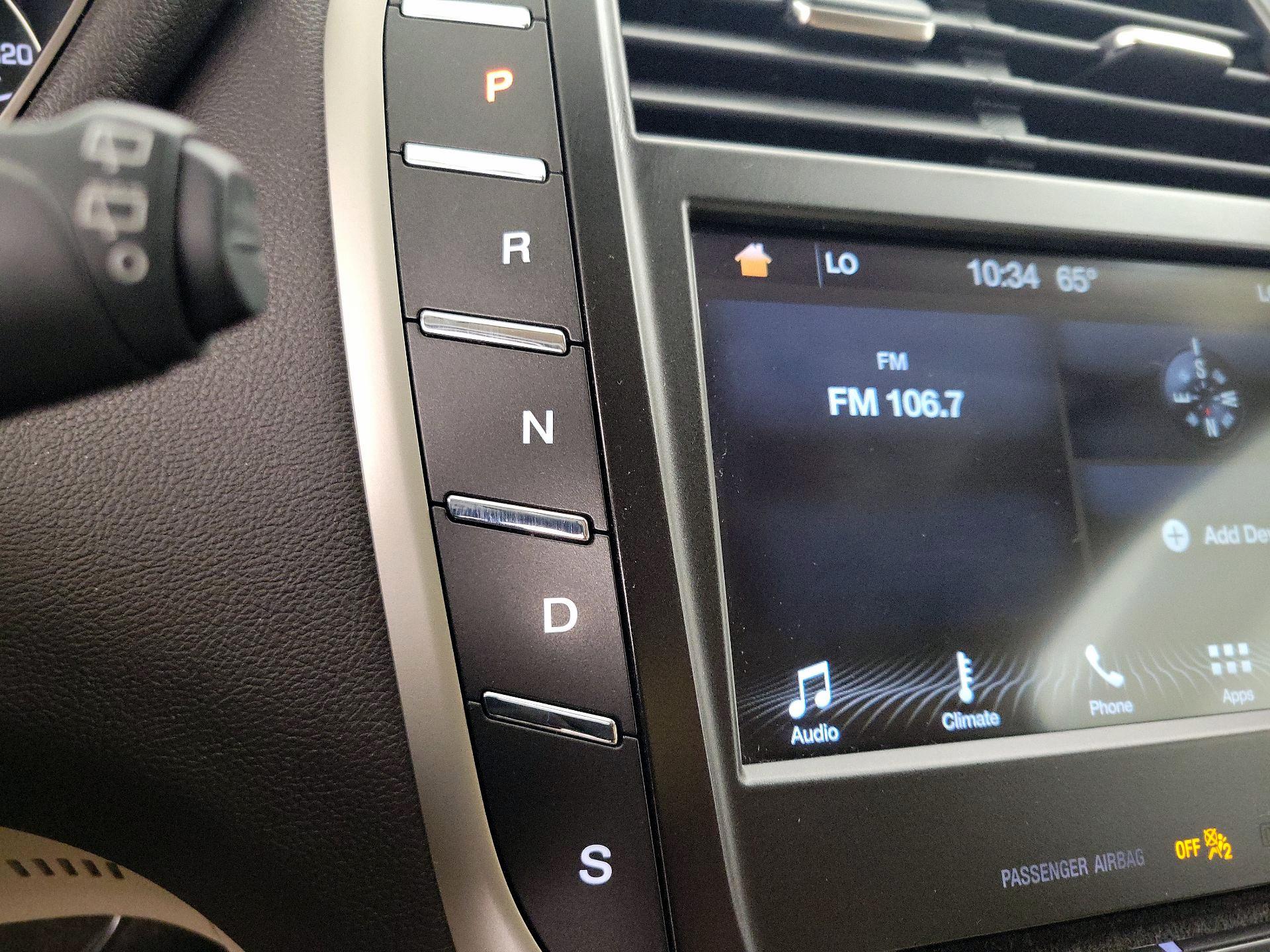 Thumbnail: 2018 Lincoln MKC - 17