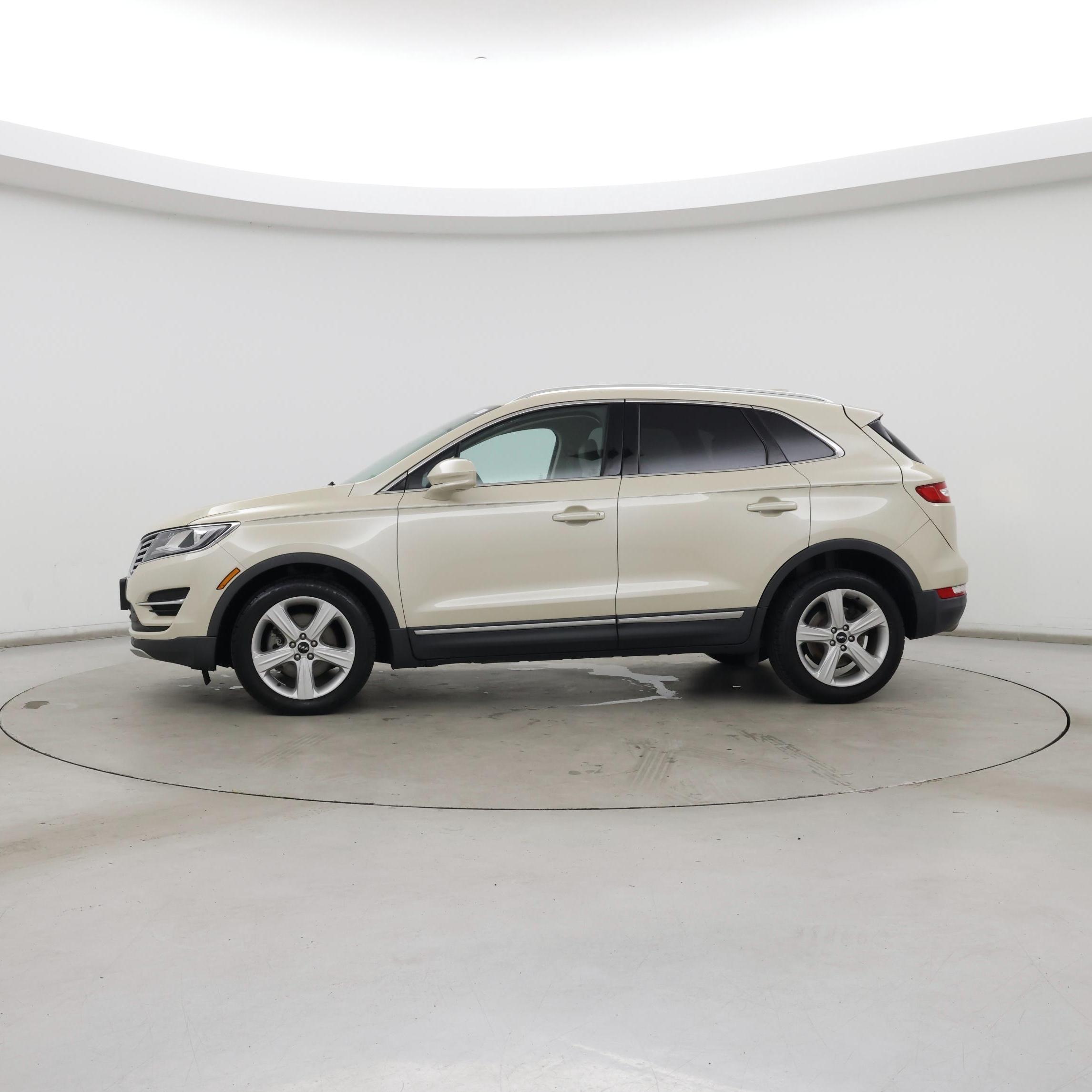 Thumbnail: 2018 Lincoln MKC - 3