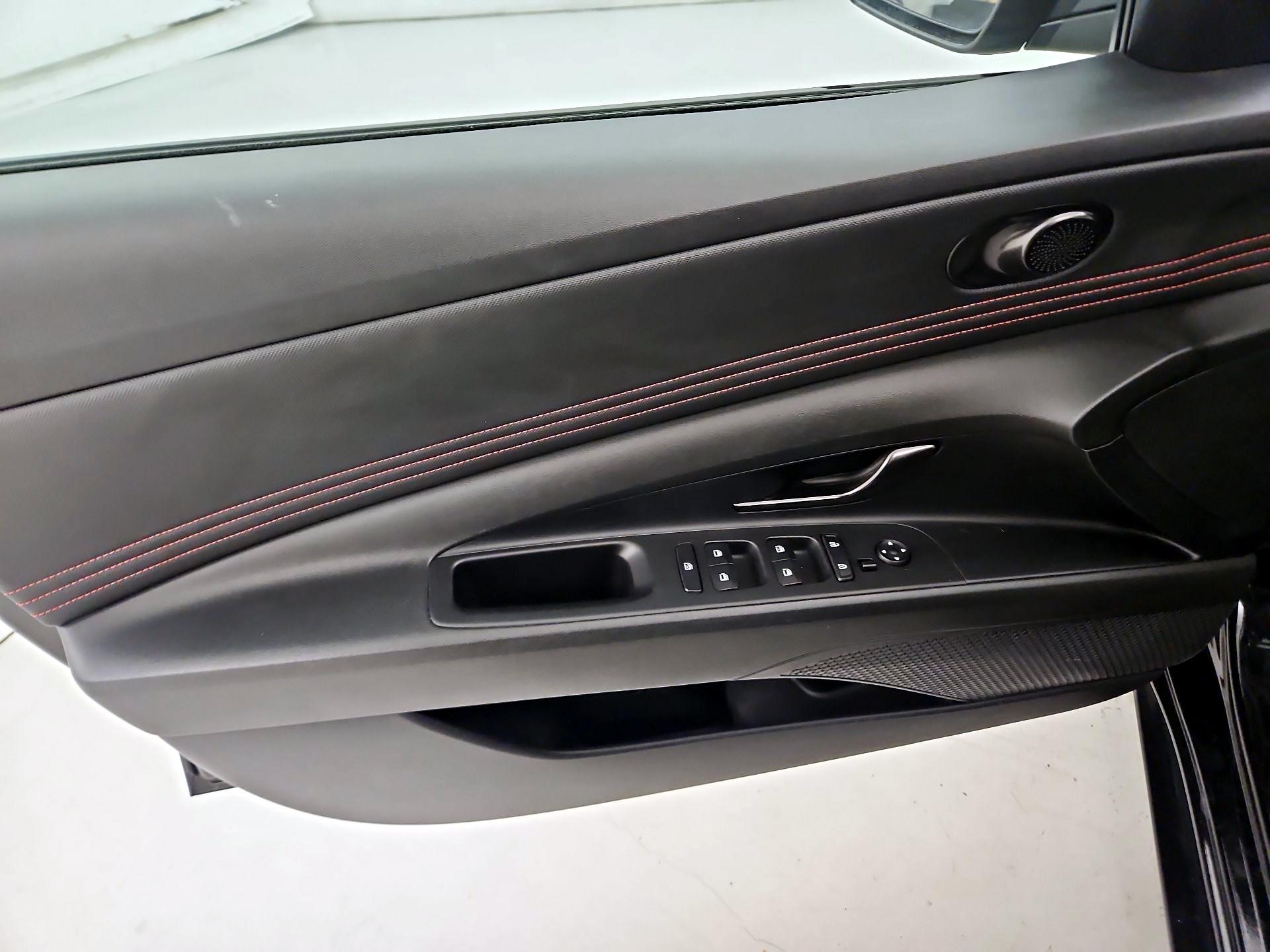 Thumbnail: 2023 Hyundai Elantra - 12