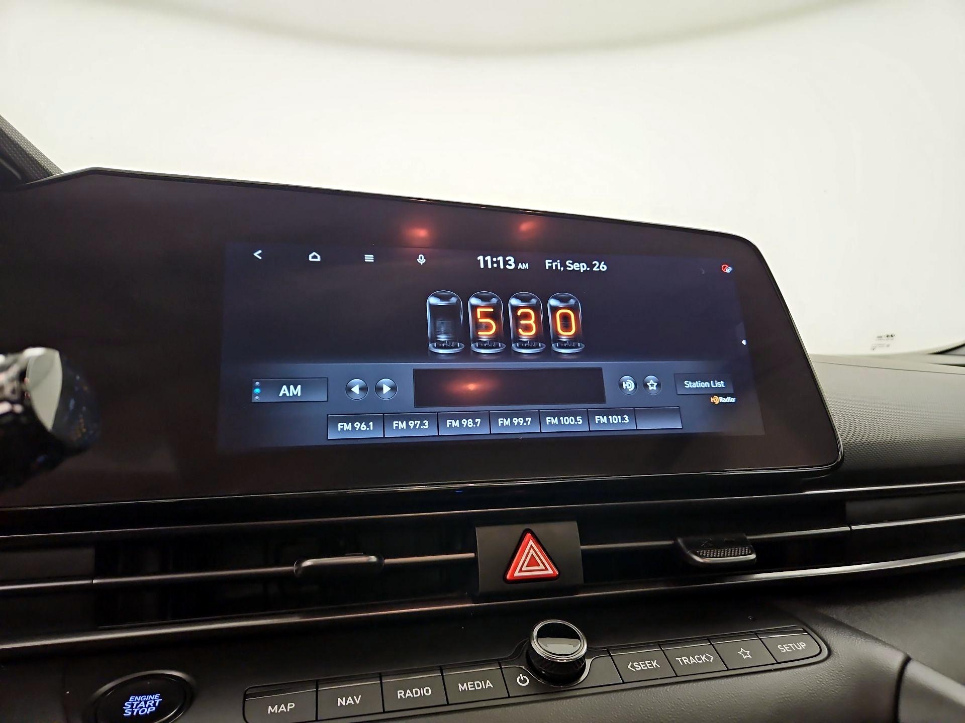 Thumbnail: 2023 Hyundai Elantra - 16