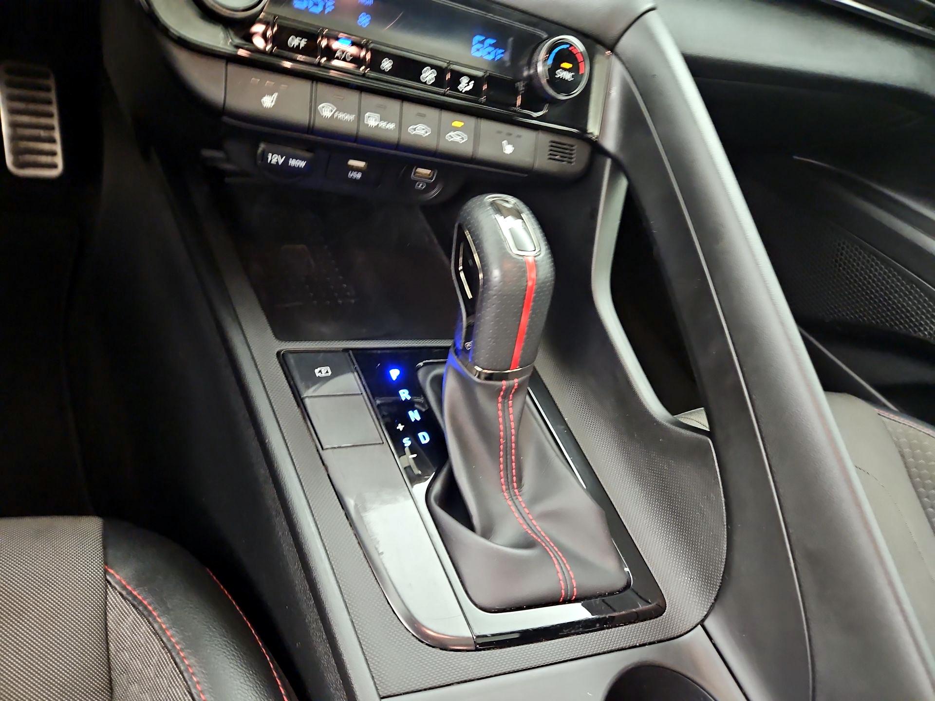 Thumbnail: 2023 Hyundai Elantra - 18