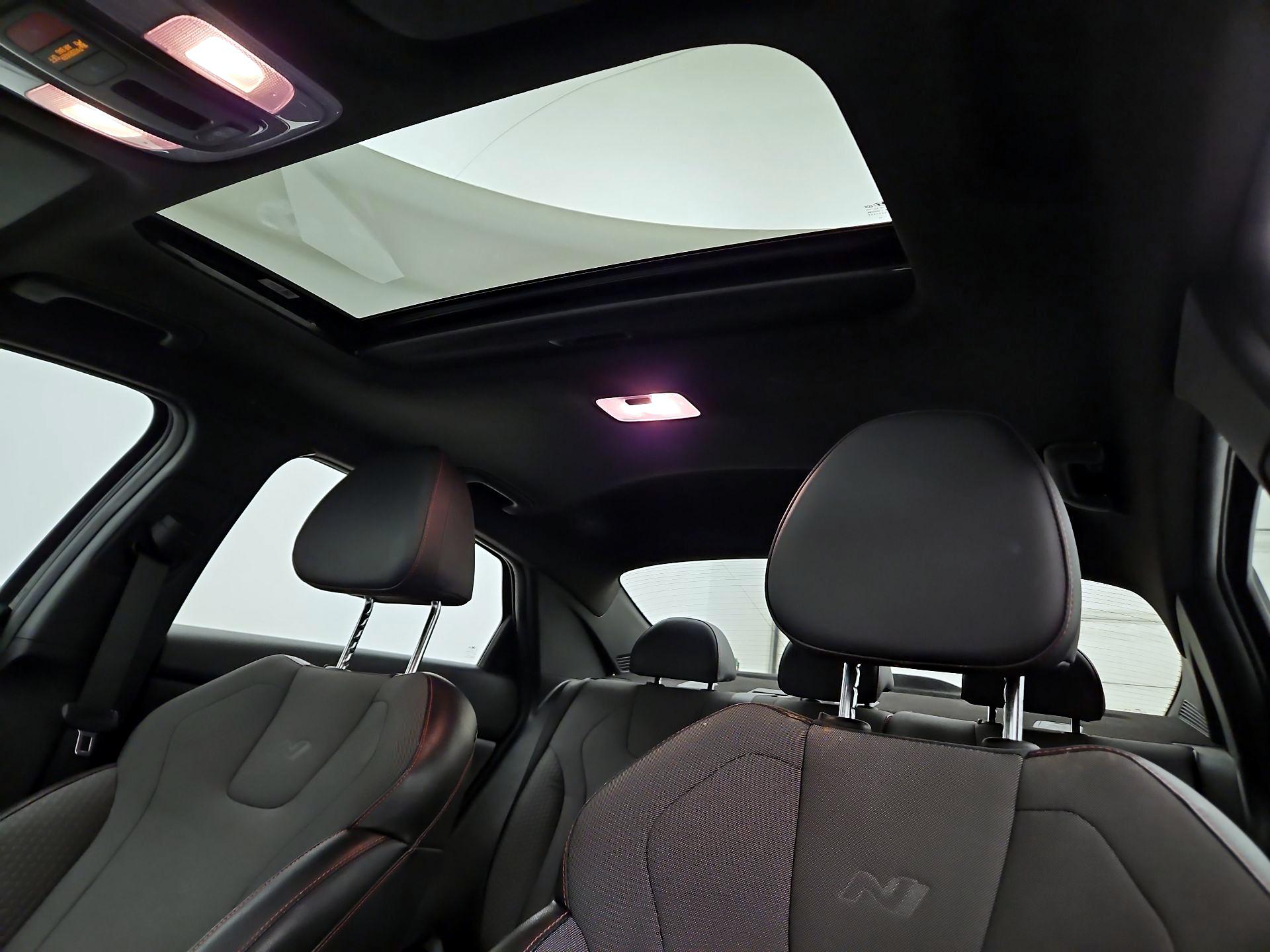 Thumbnail: 2023 Hyundai Elantra - 20