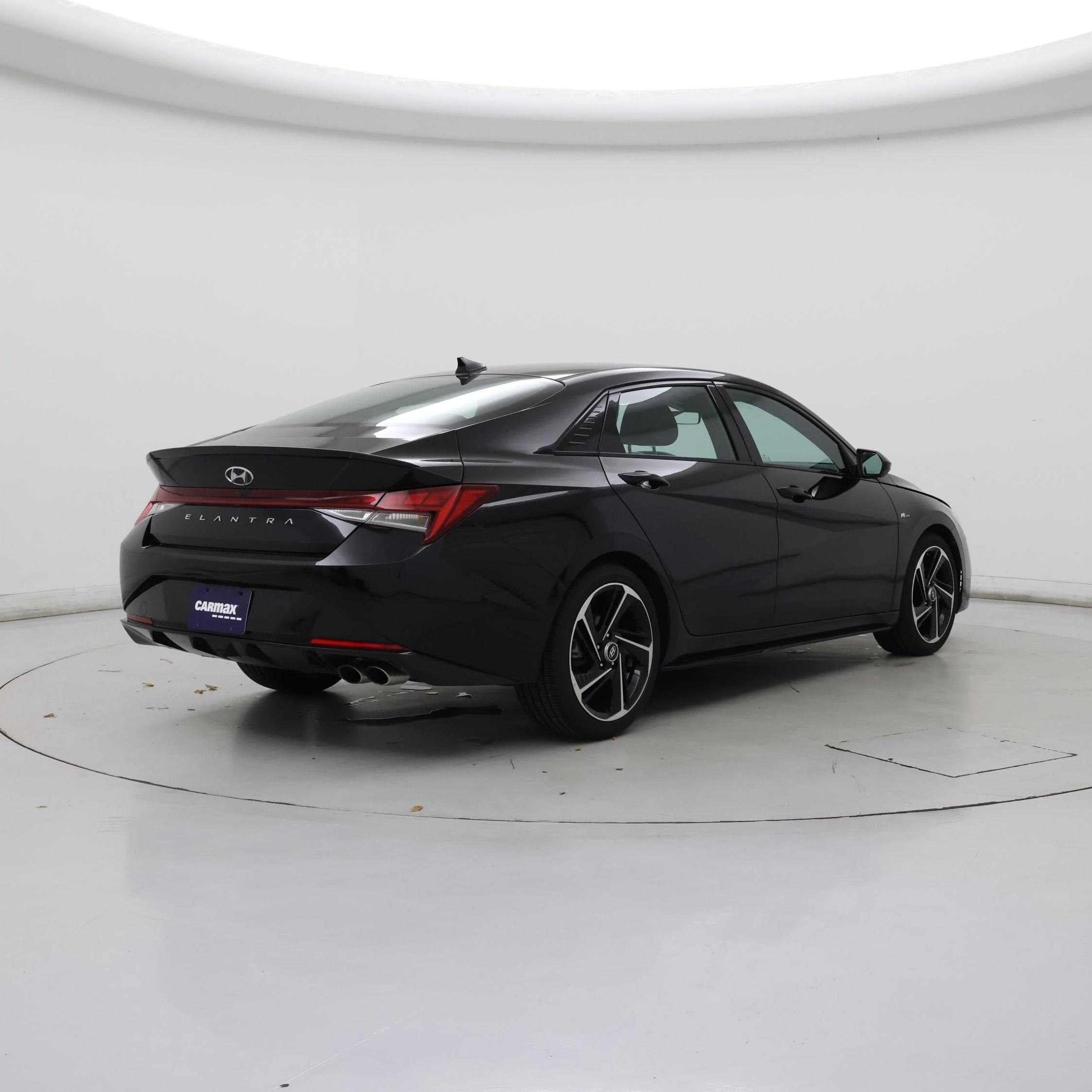 Thumbnail: 2023 Hyundai Elantra - 8