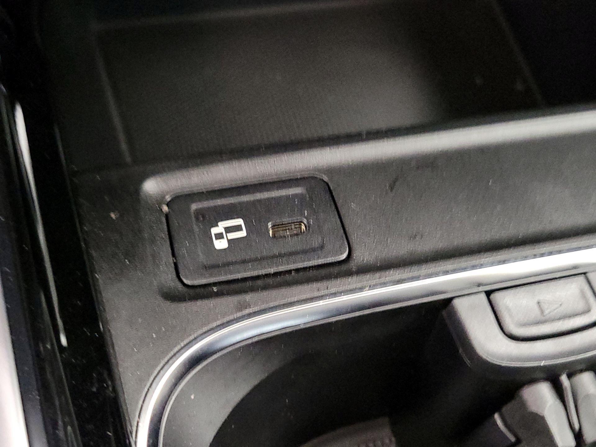 Thumbnail: 2021 Mercedes-Benz GLA - 18