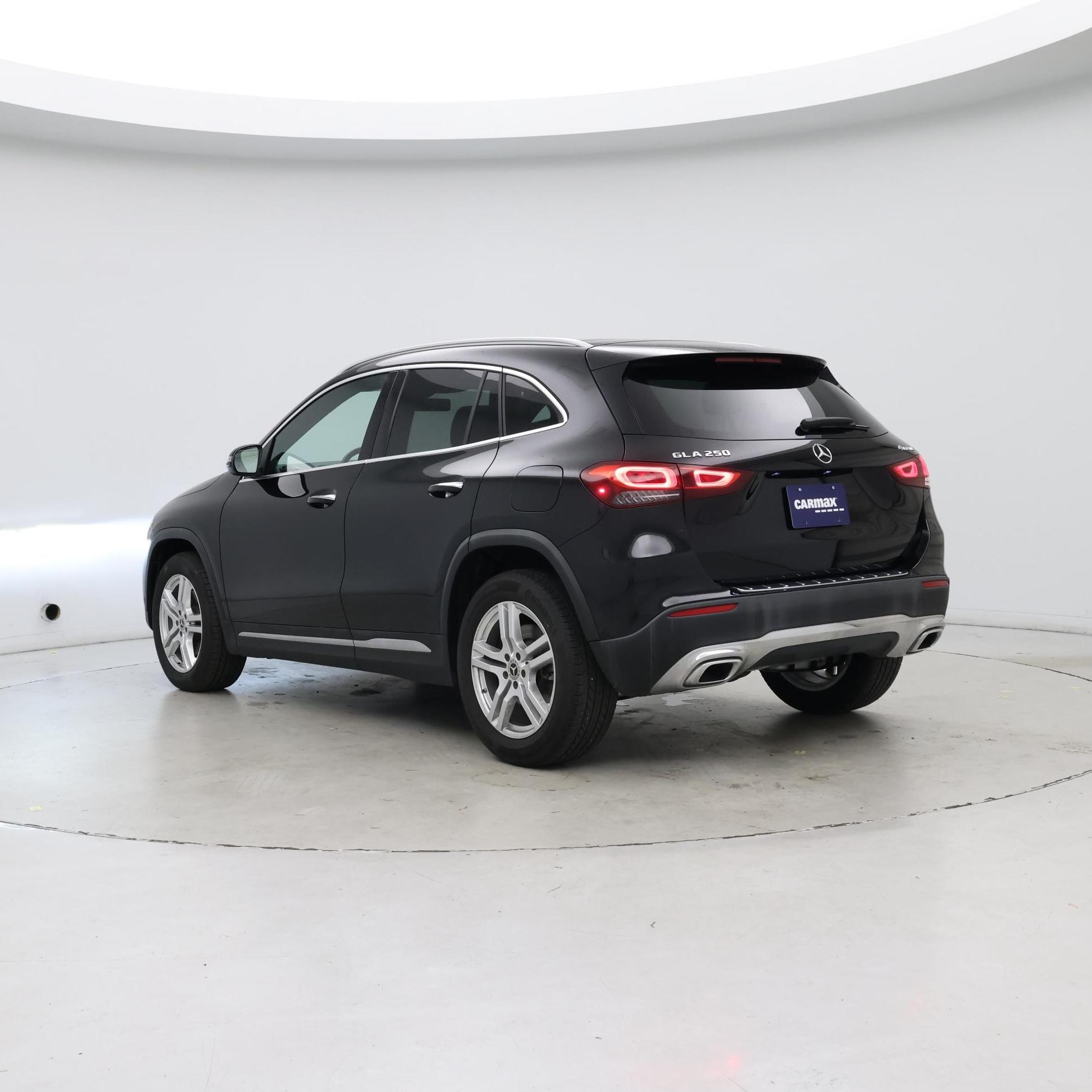 Thumbnail: 2021 Mercedes-Benz GLA - 2