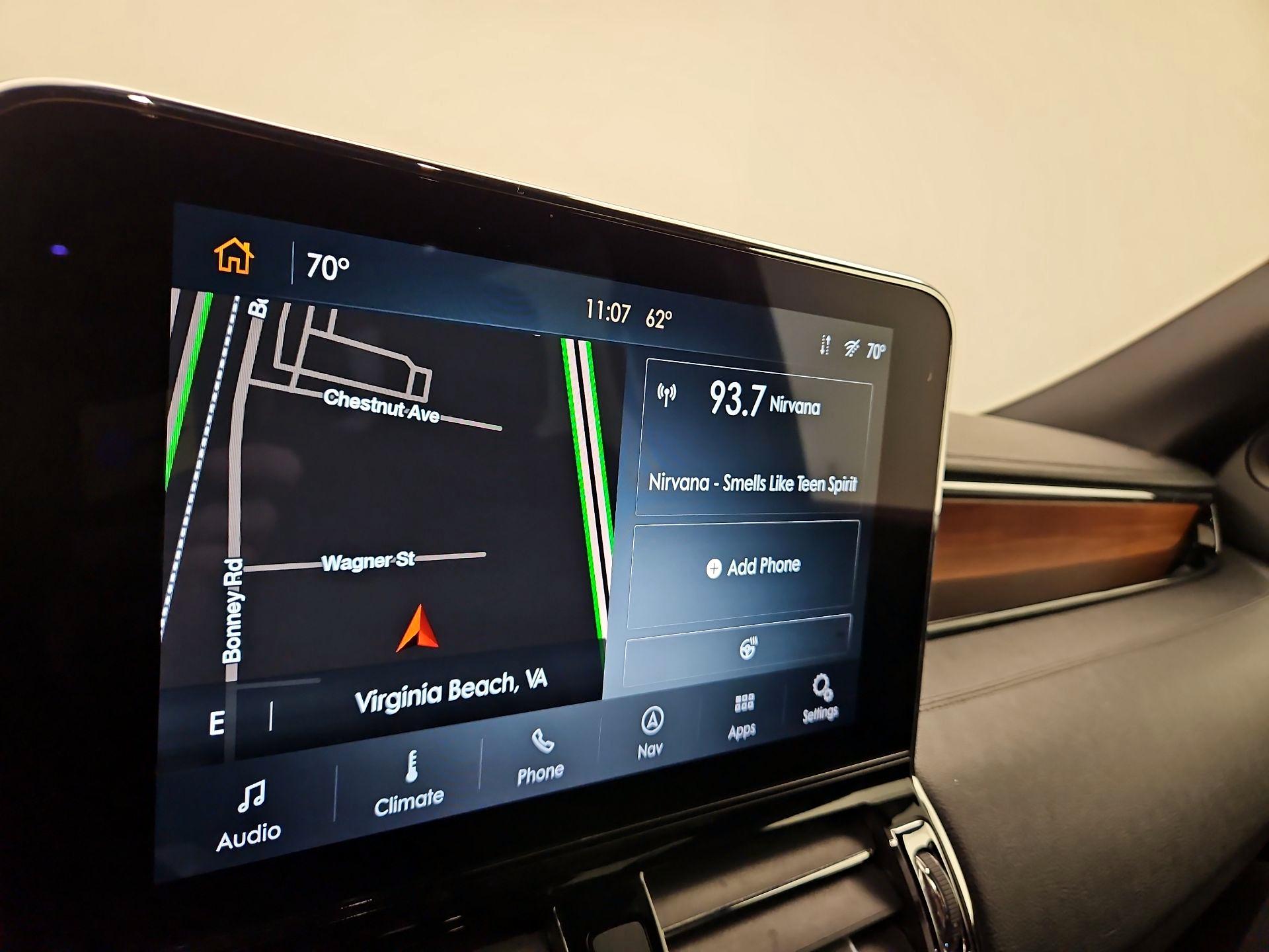 Thumbnail: 2020 Lincoln Navigator - 16