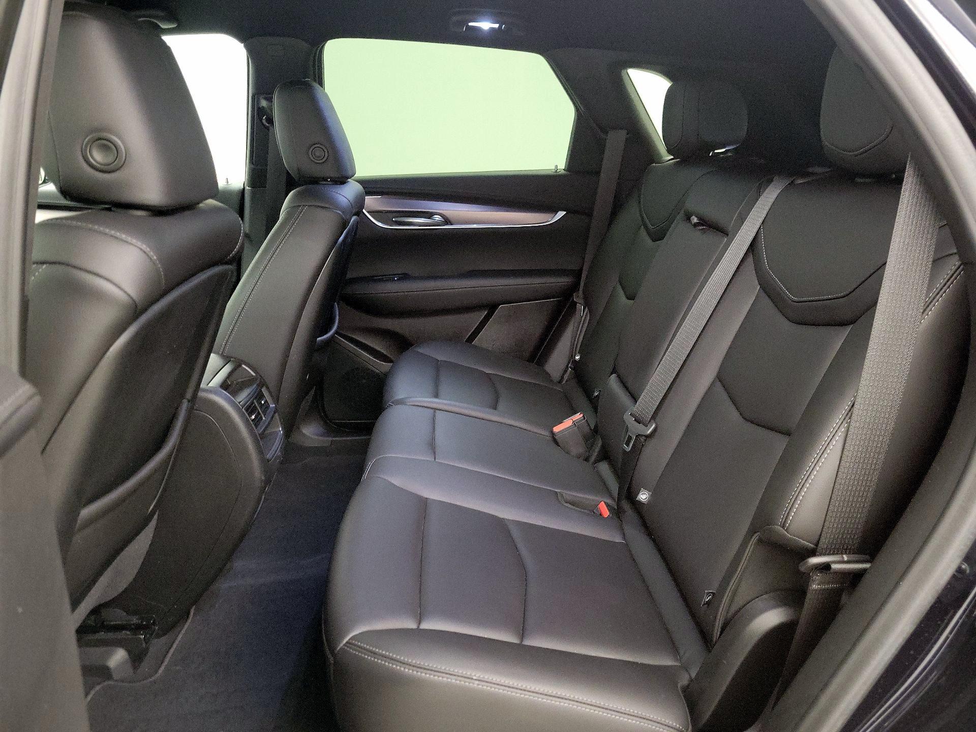 Thumbnail: 2022 Cadillac XT5 - 19