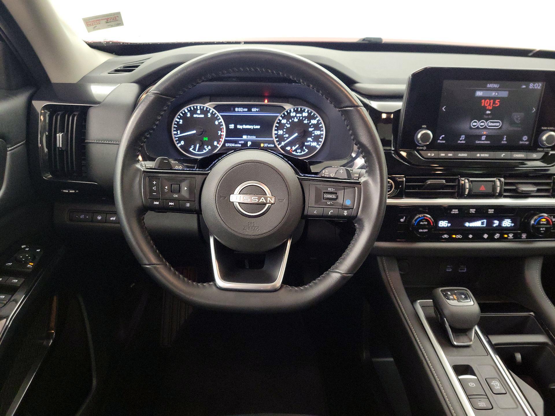 Thumbnail: 2022 Nissan Pathfinder - 10