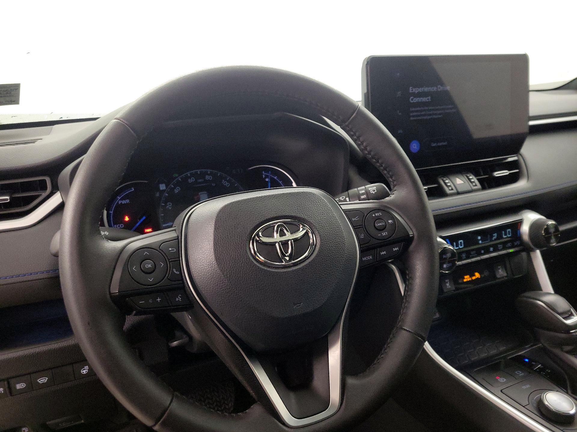 Thumbnail: 2023 Toyota RAV4 - 10