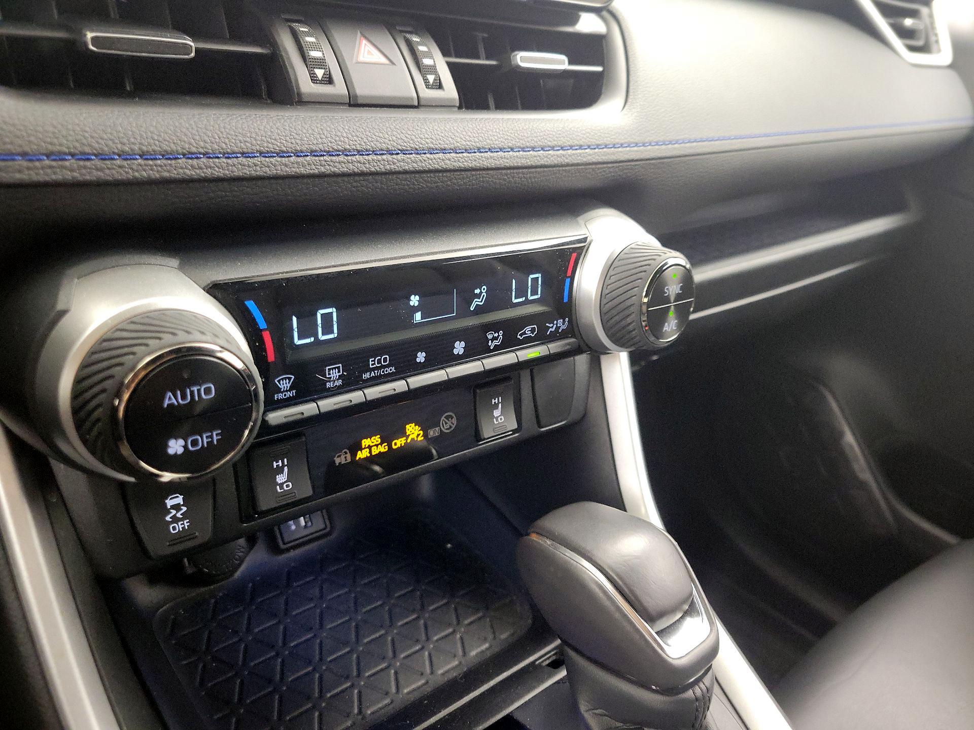 Thumbnail: 2023 Toyota RAV4 - 16
