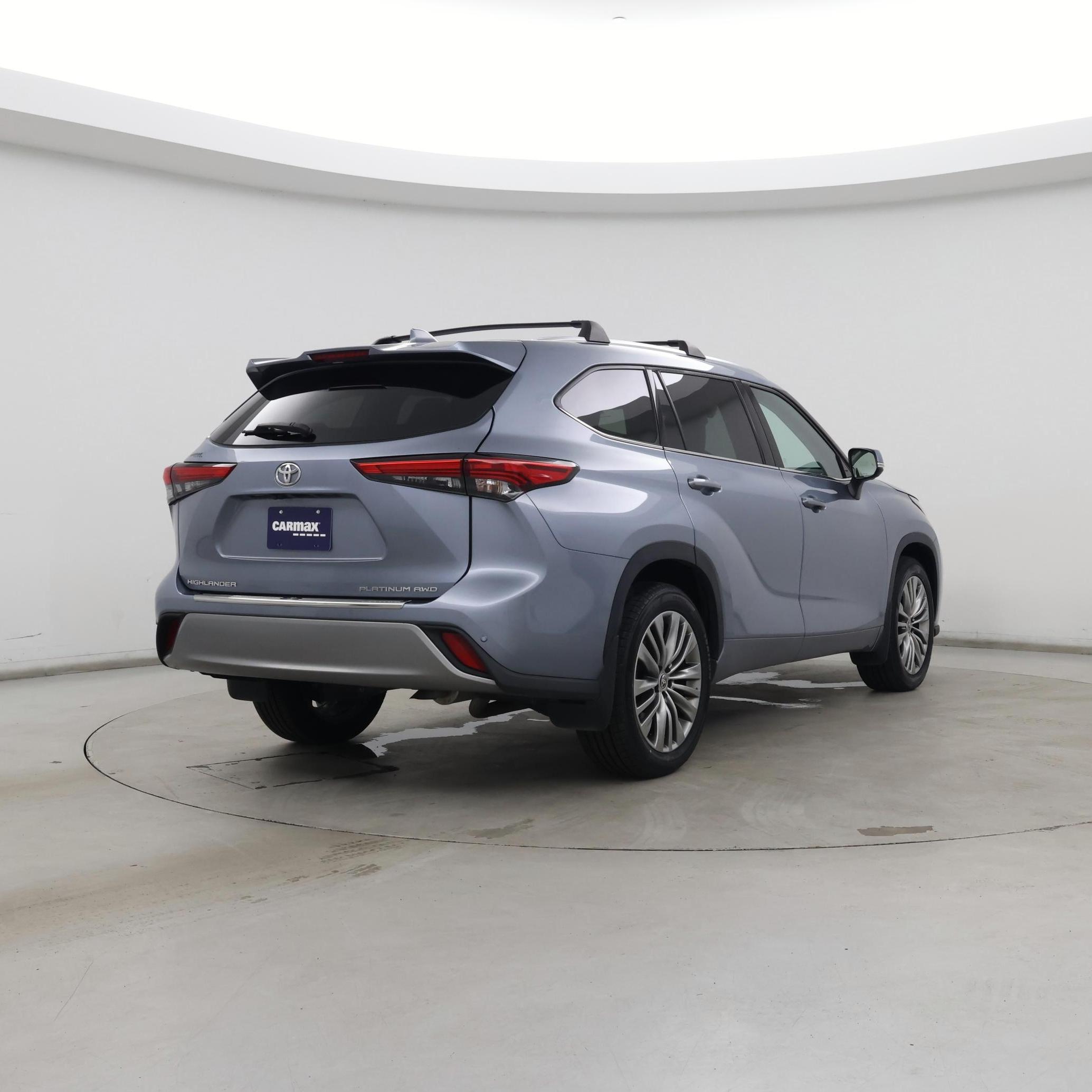 Thumbnail: 2022 Toyota Highlander - 8
