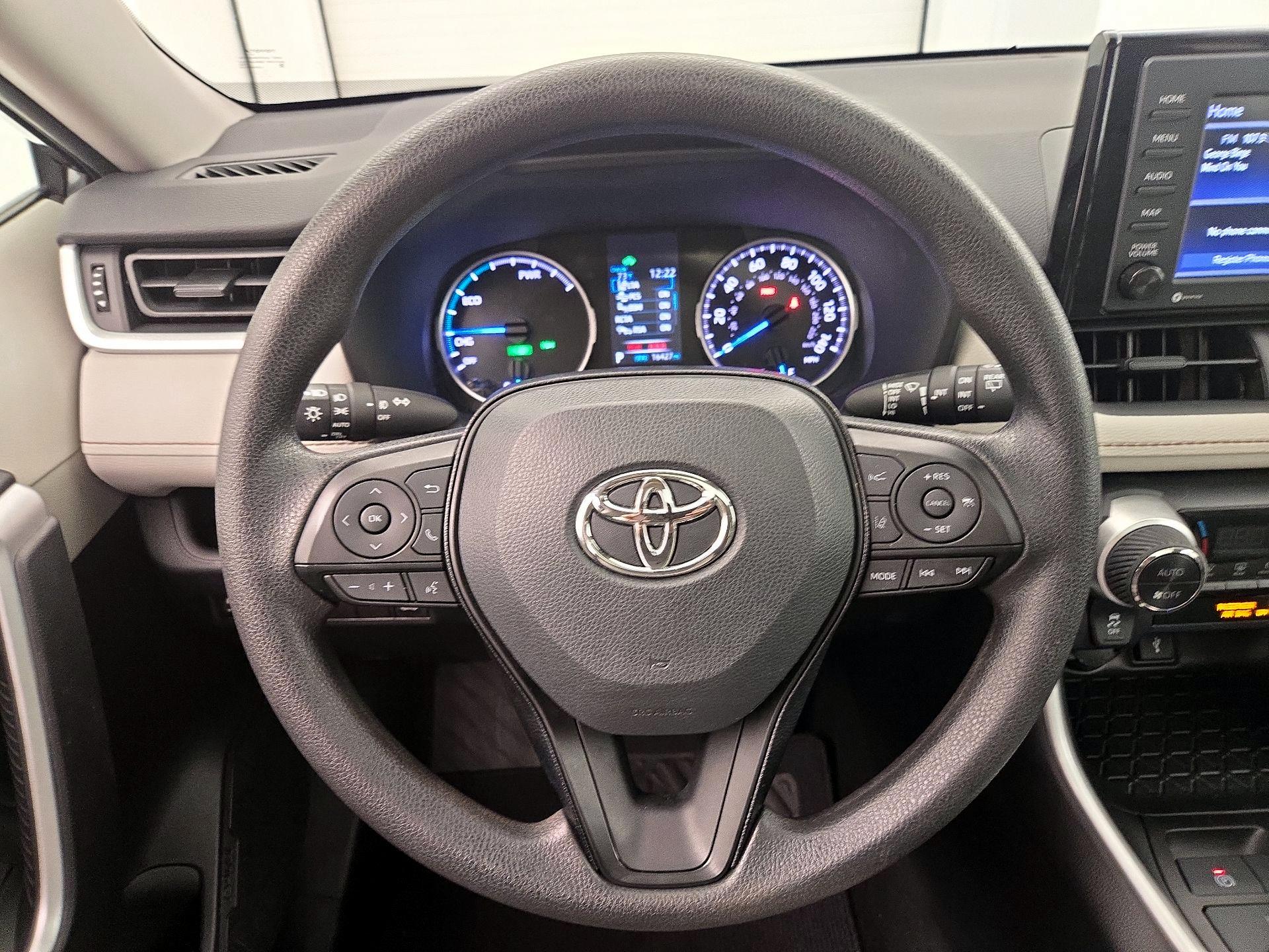 Thumbnail: 2021 Toyota RAV4 - 10