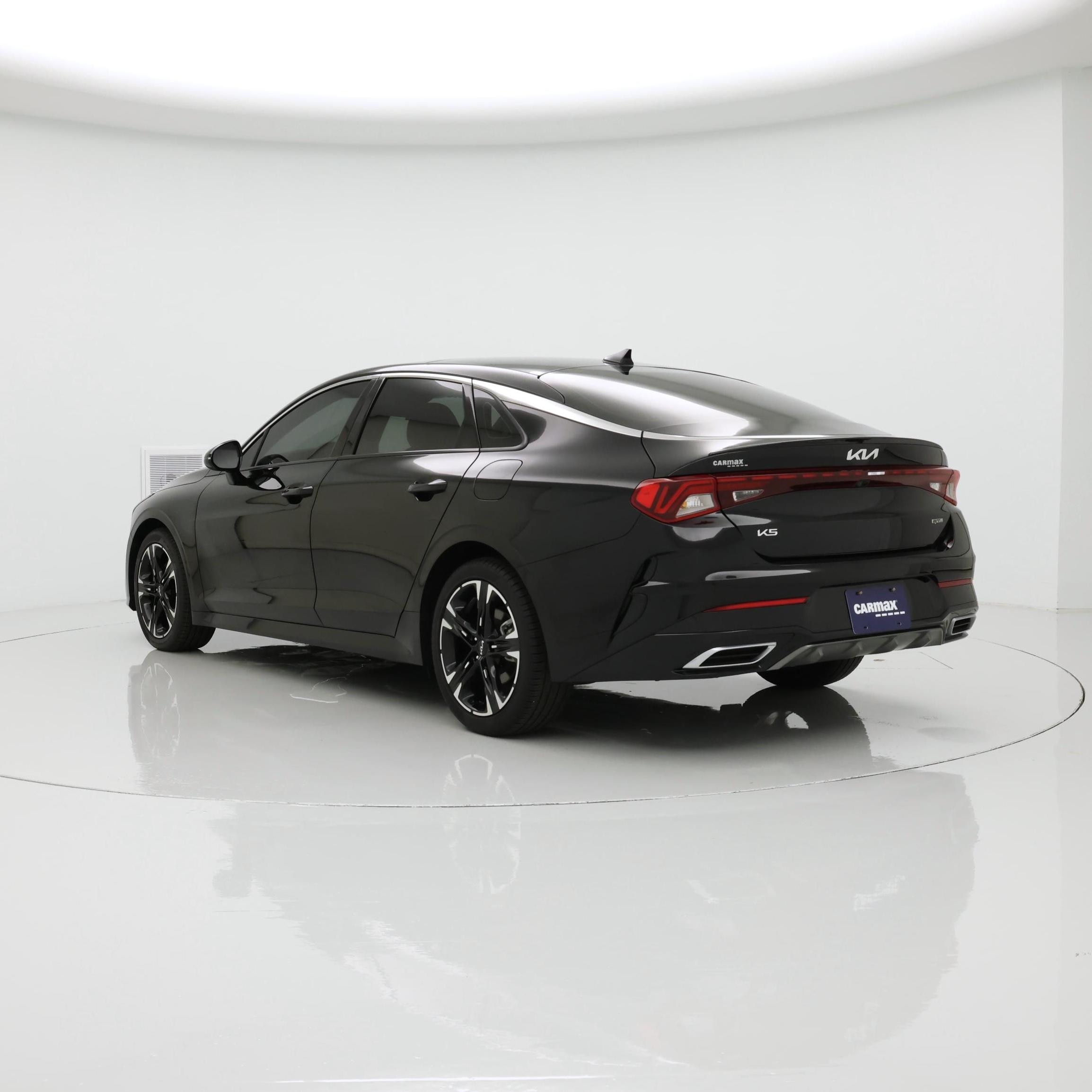 Thumbnail: 2023 Kia K5 - 2