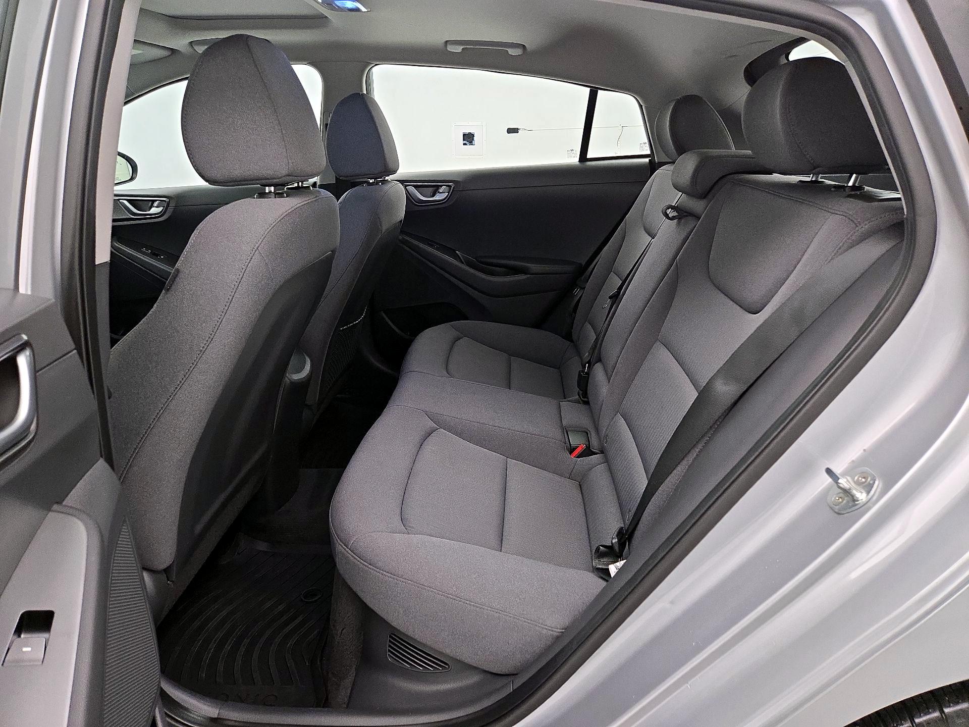 Thumbnail: 2020 Hyundai Ioniq - 20