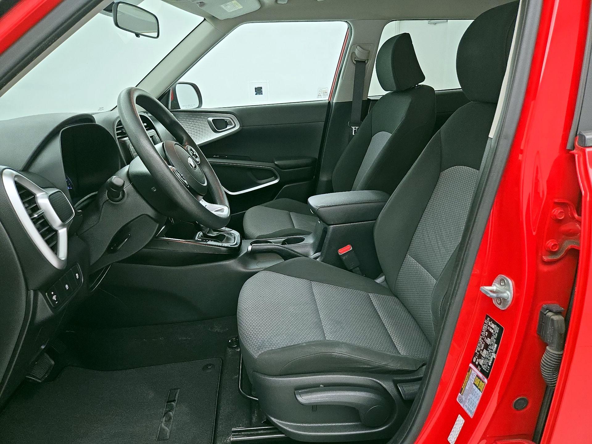 Thumbnail: 2020 Kia Soul - 11